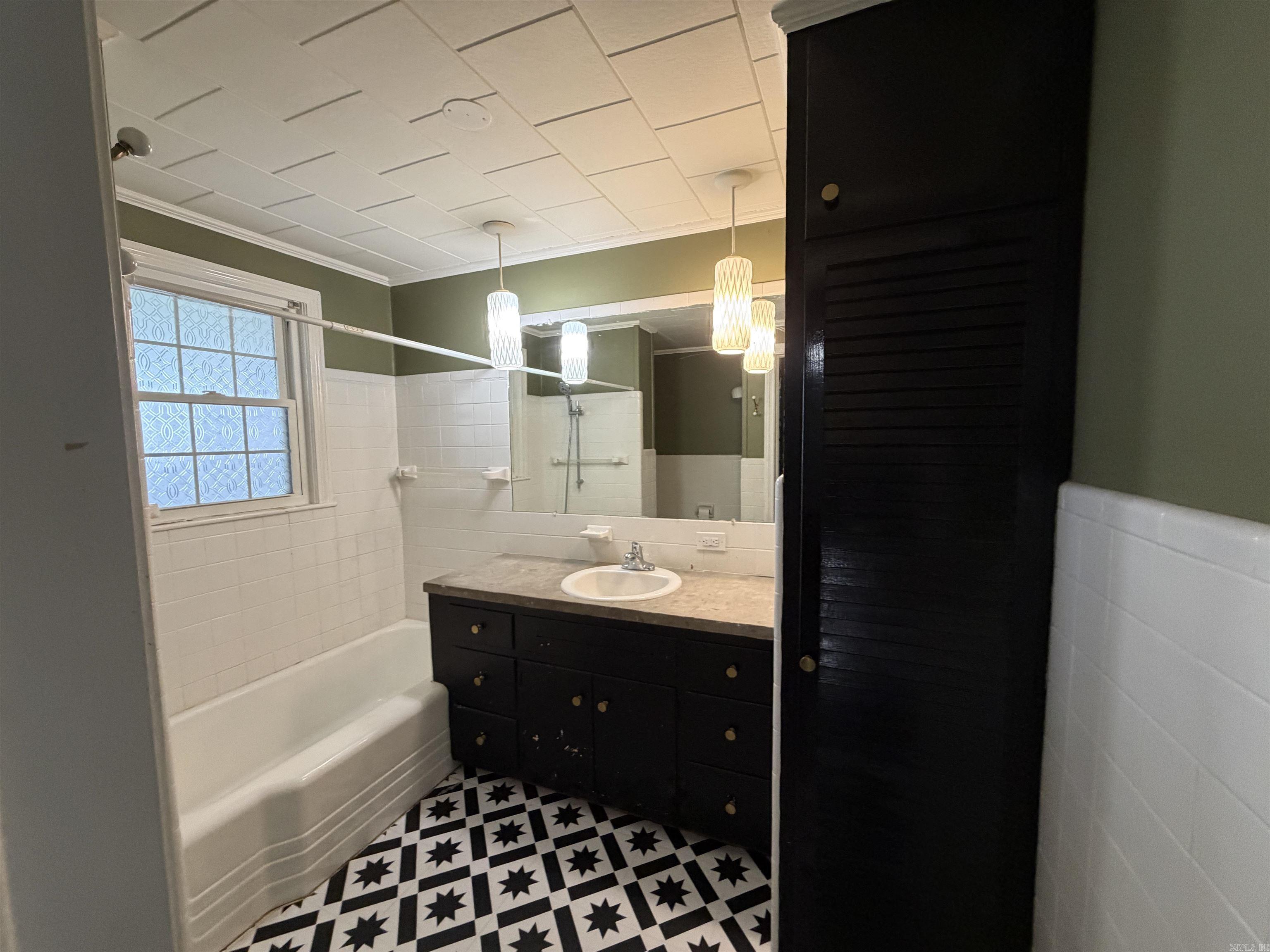 939 W Court  Piggott, AR