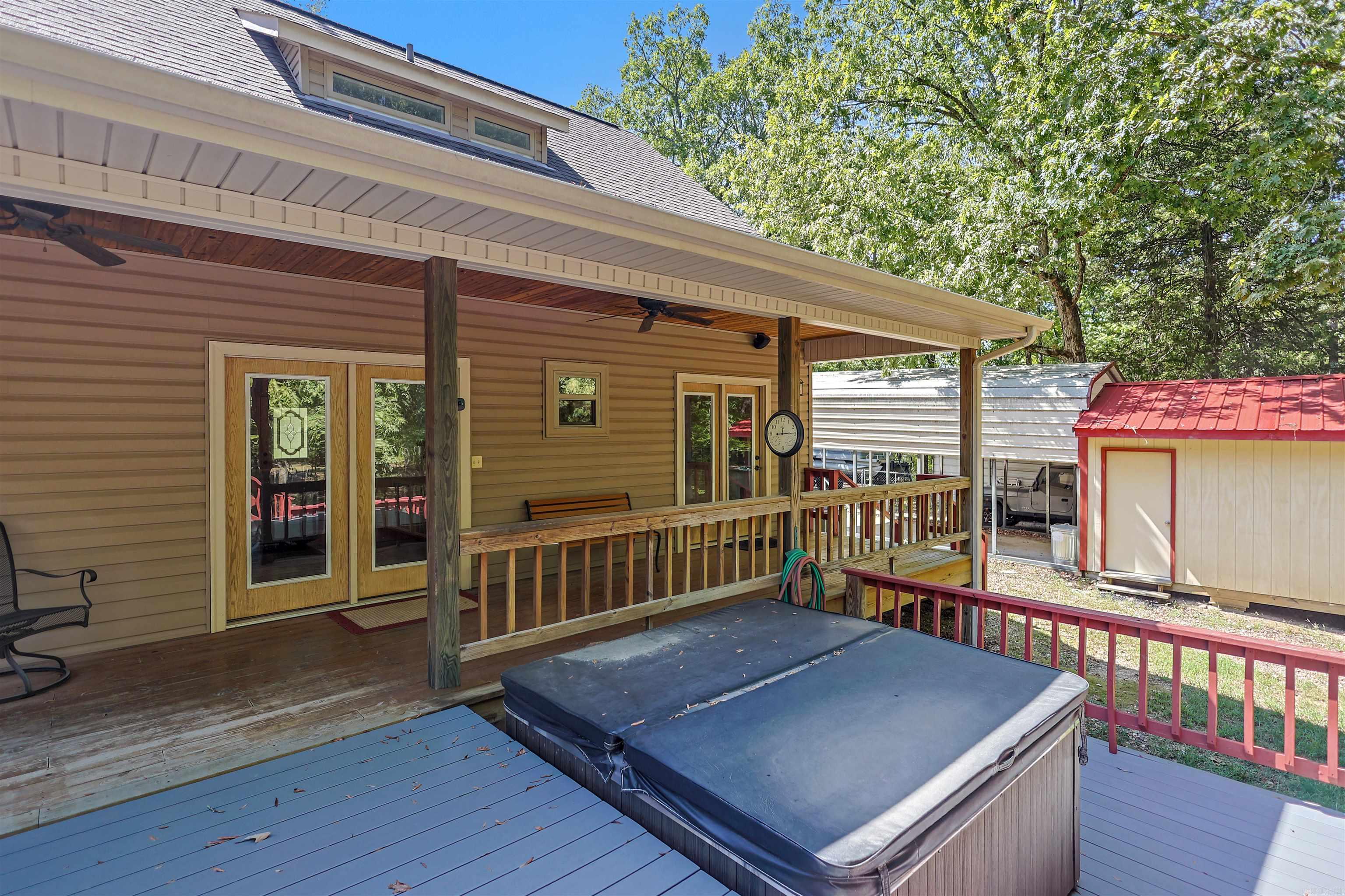 56 Oakwood Road Mount Ida, AR 71957