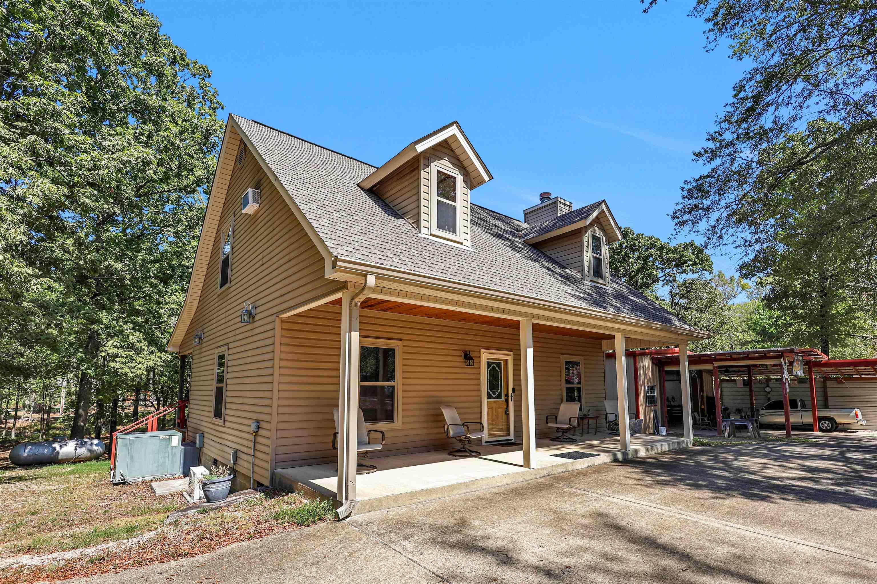56 Oakwood Road Mount Ida, AR 71957
