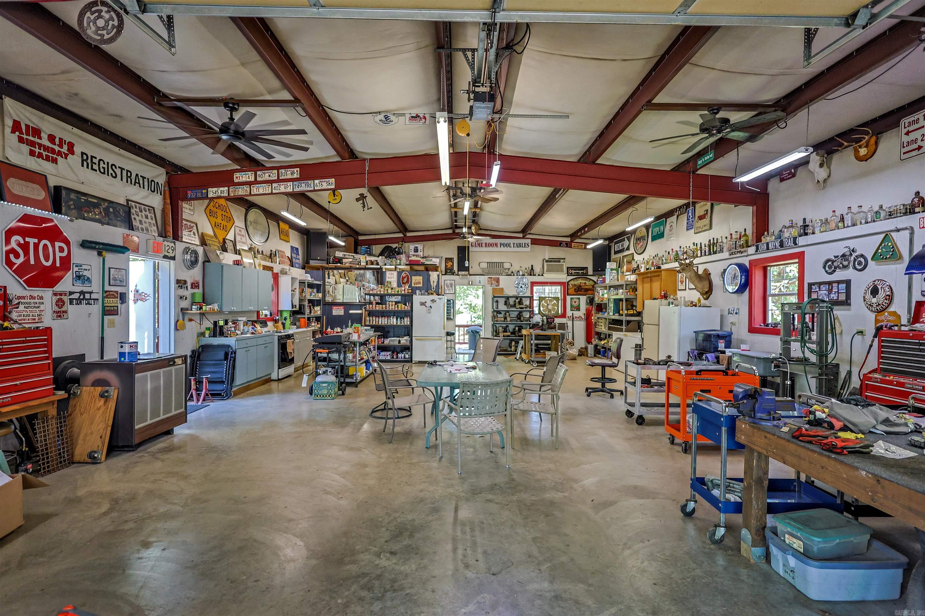 56 Oakwood Road Mount Ida, AR 71957