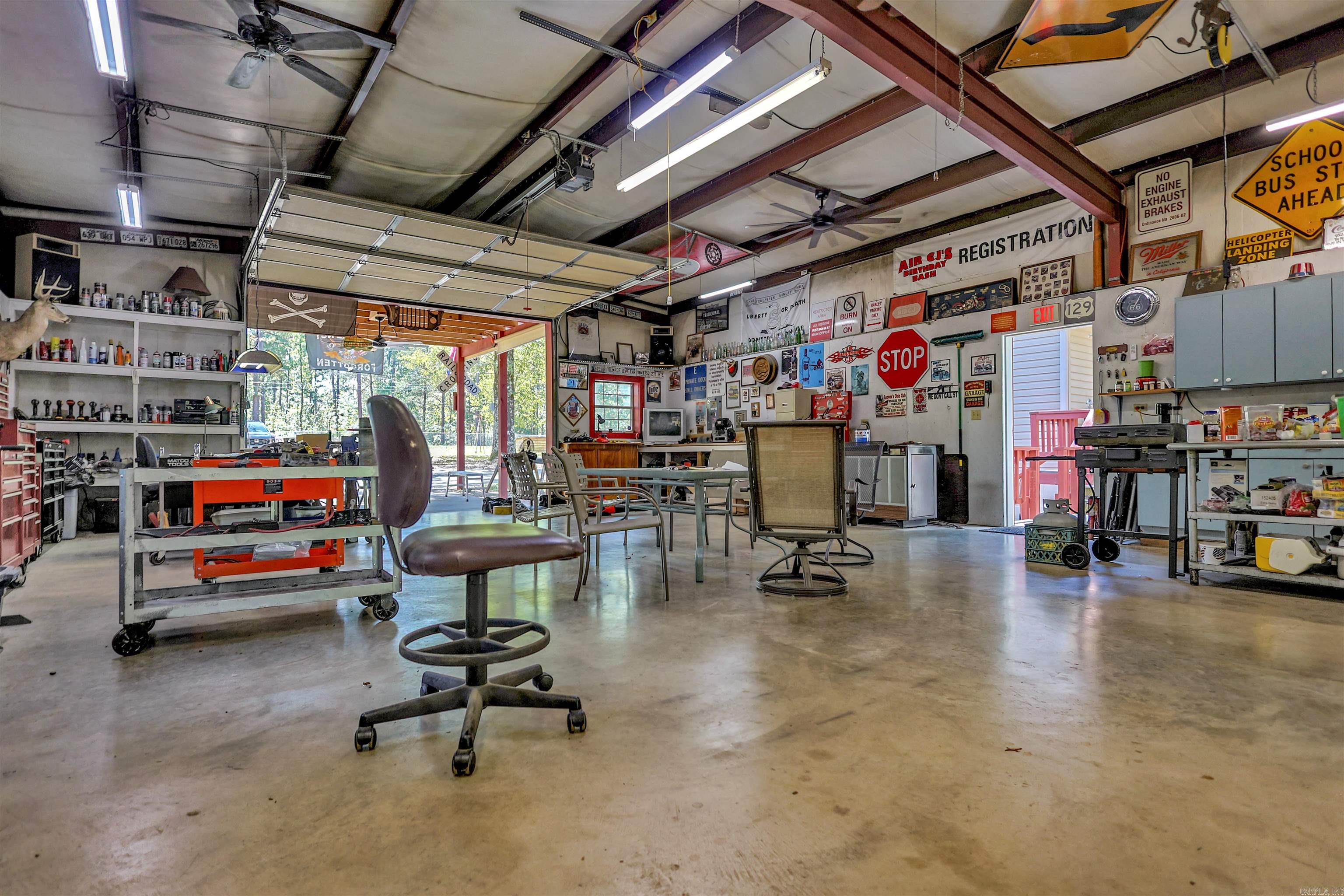56 Oakwood Road Mount Ida, AR 71957