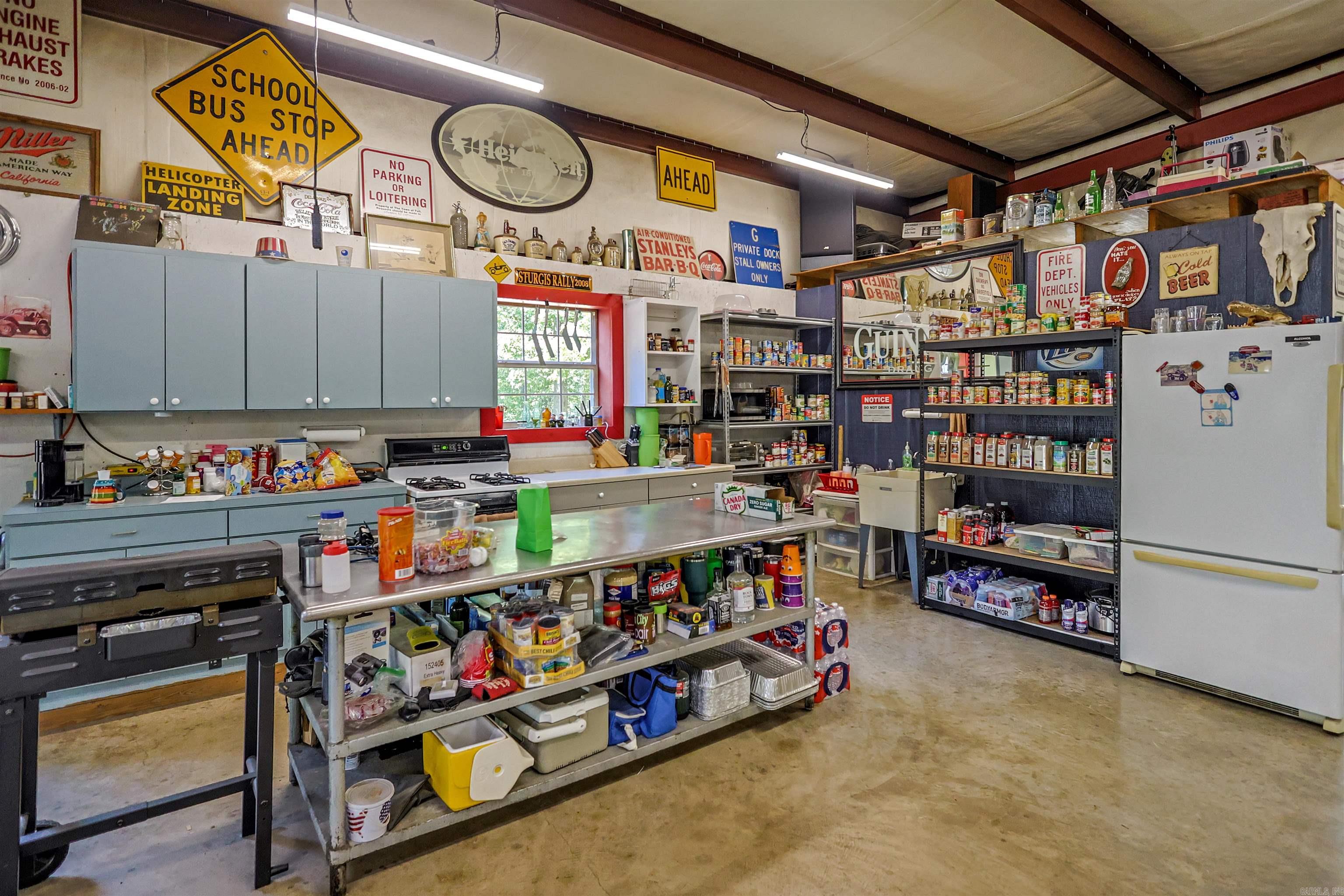 56 Oakwood Road Mount Ida, AR 71957