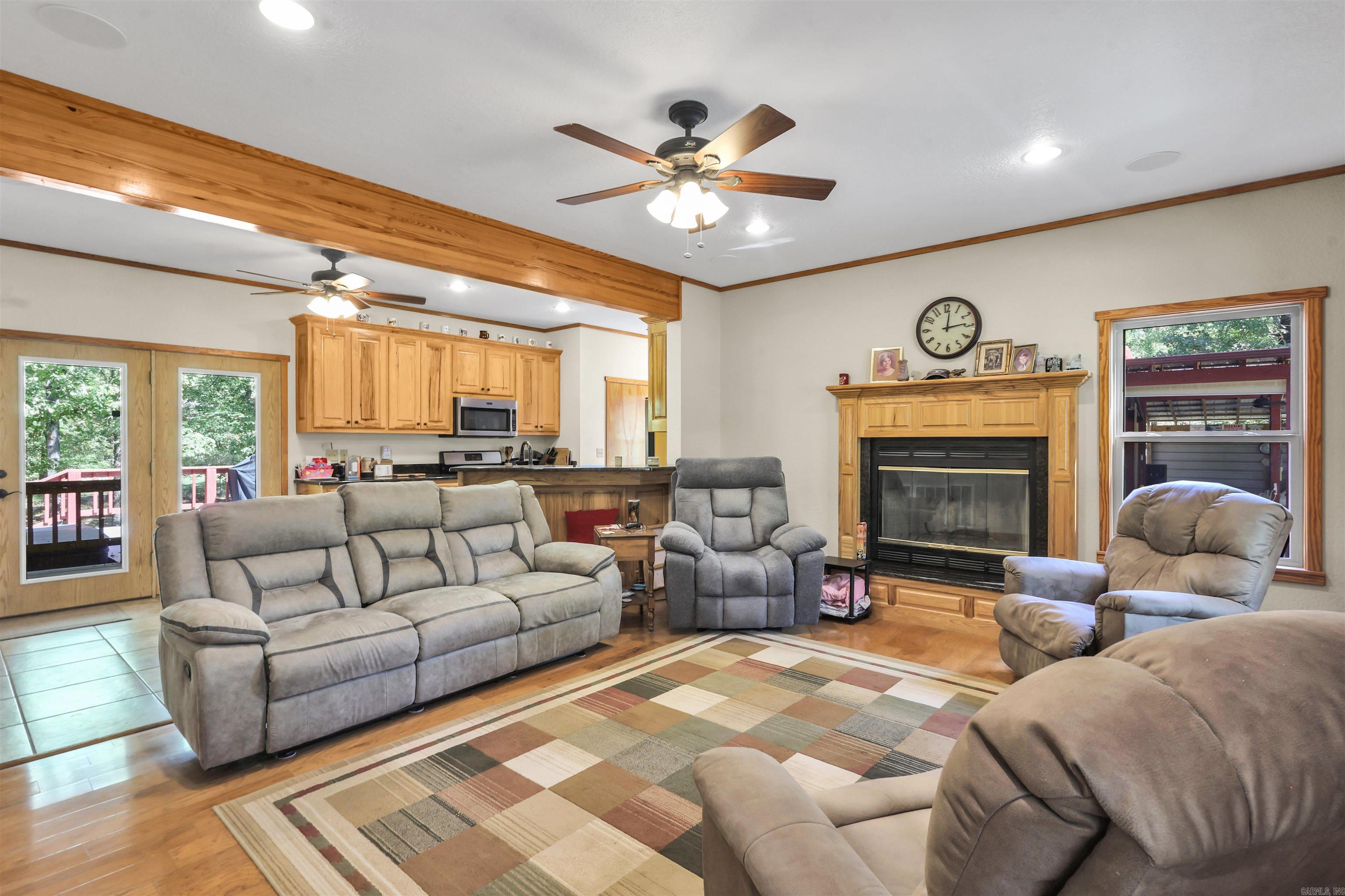 56 Oakwood Road Mount Ida, AR 71957