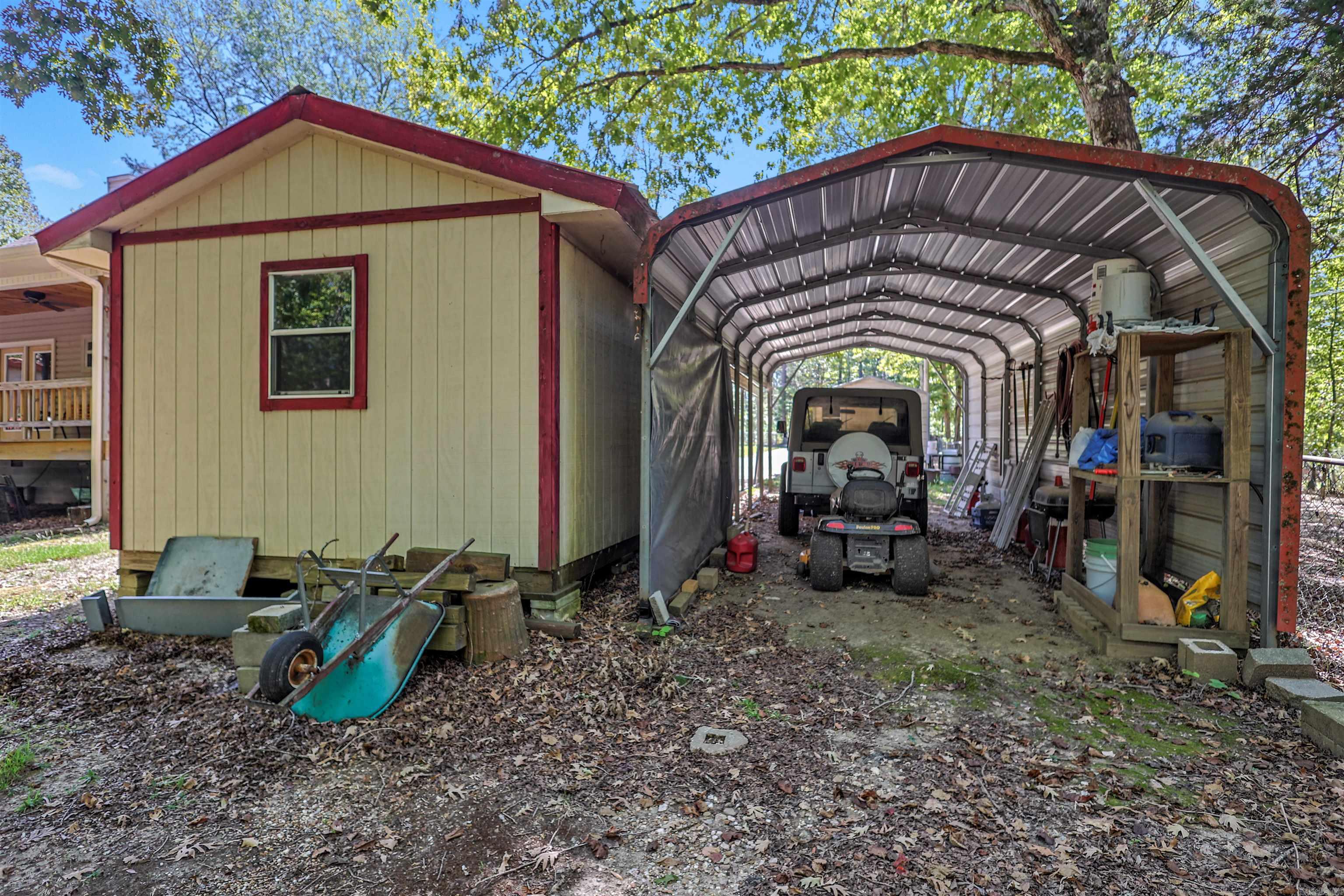 56 Oakwood Road Mount Ida, AR 71957