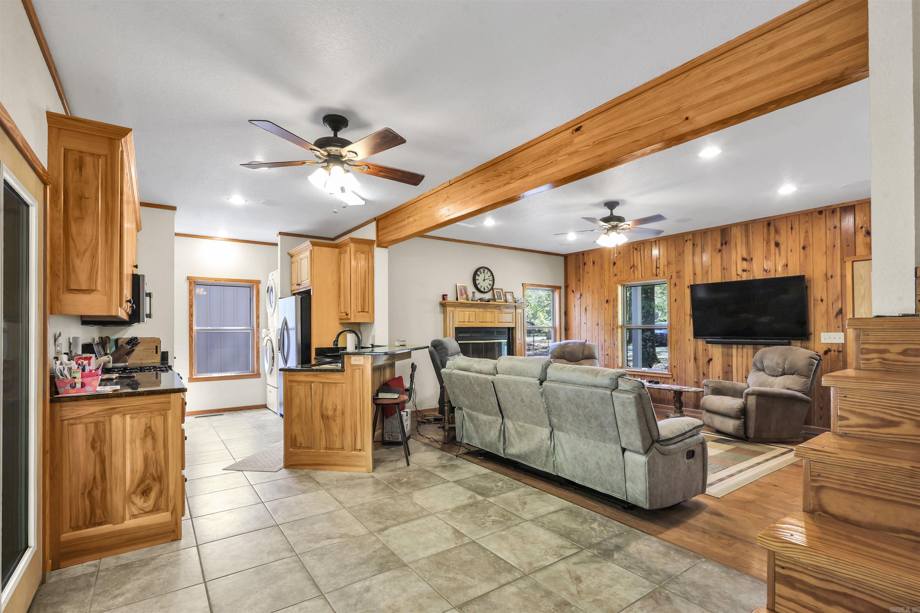 56 Oakwood Road Mount Ida, AR 71957