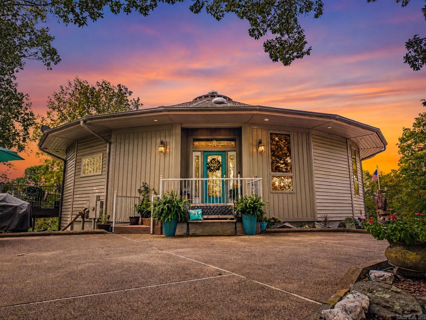 1 Mesero Place Hot Springs Village, AR 71909