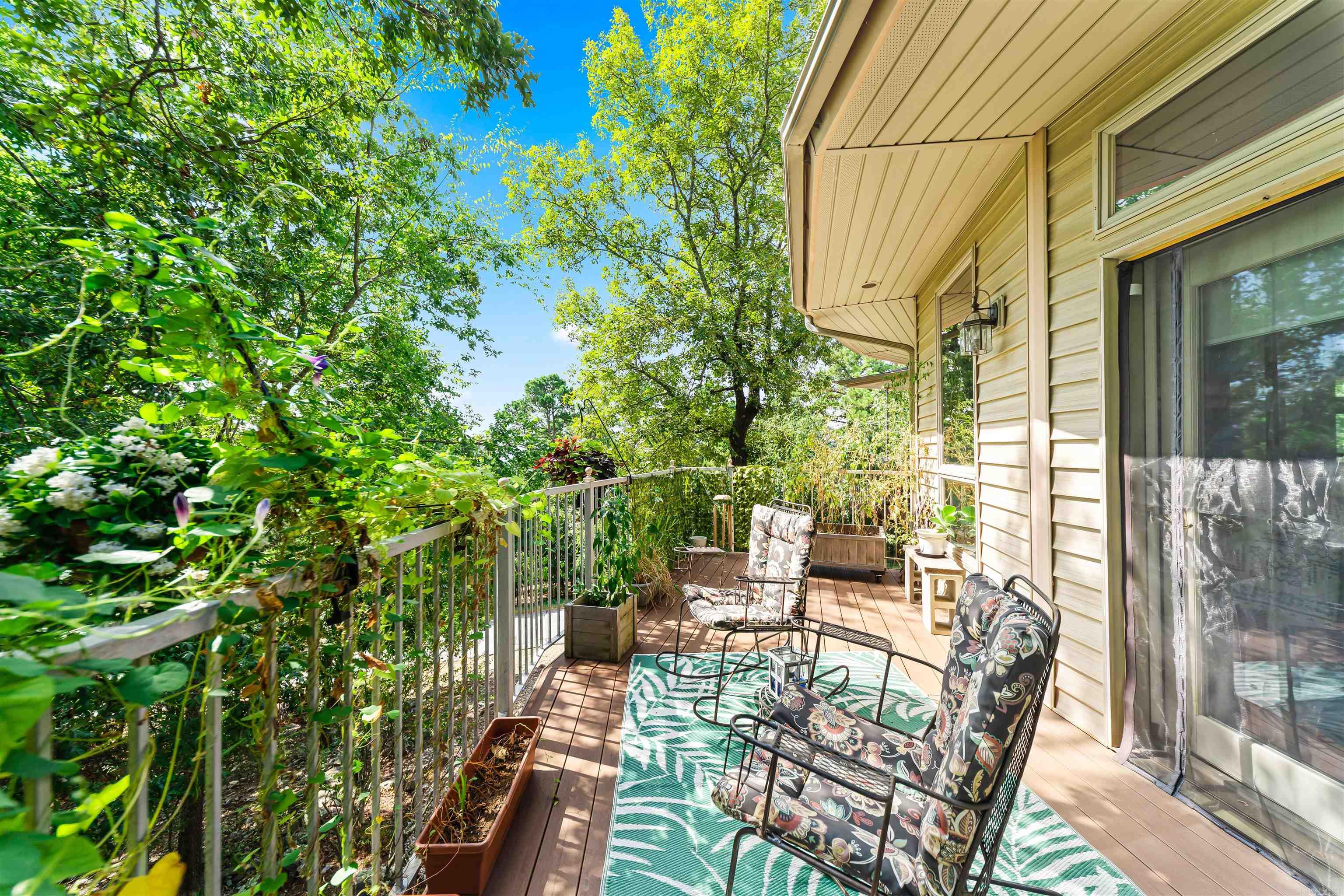 1 Mesero Place Hot Springs Village, AR 71909