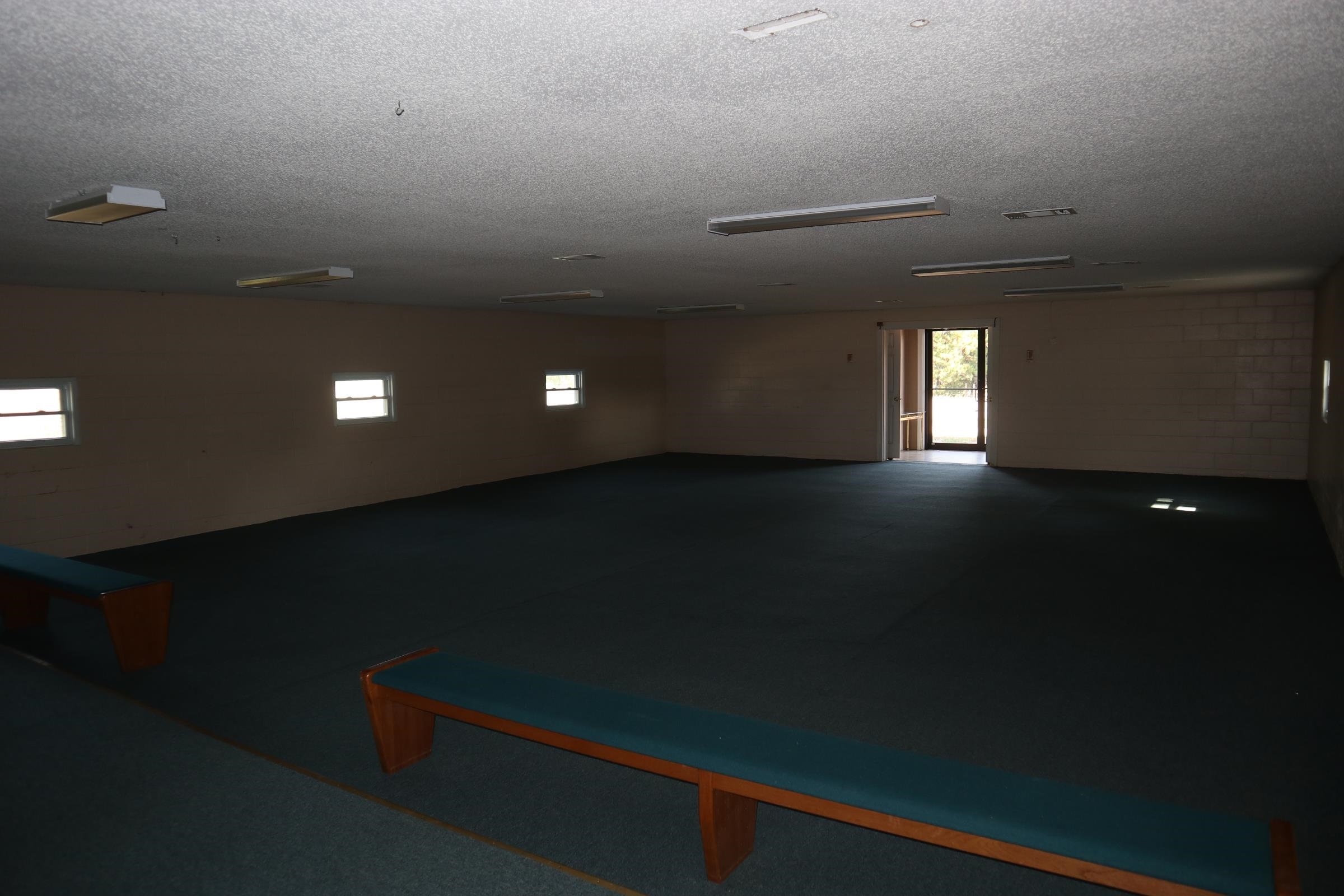 4979 Hwy 62 E