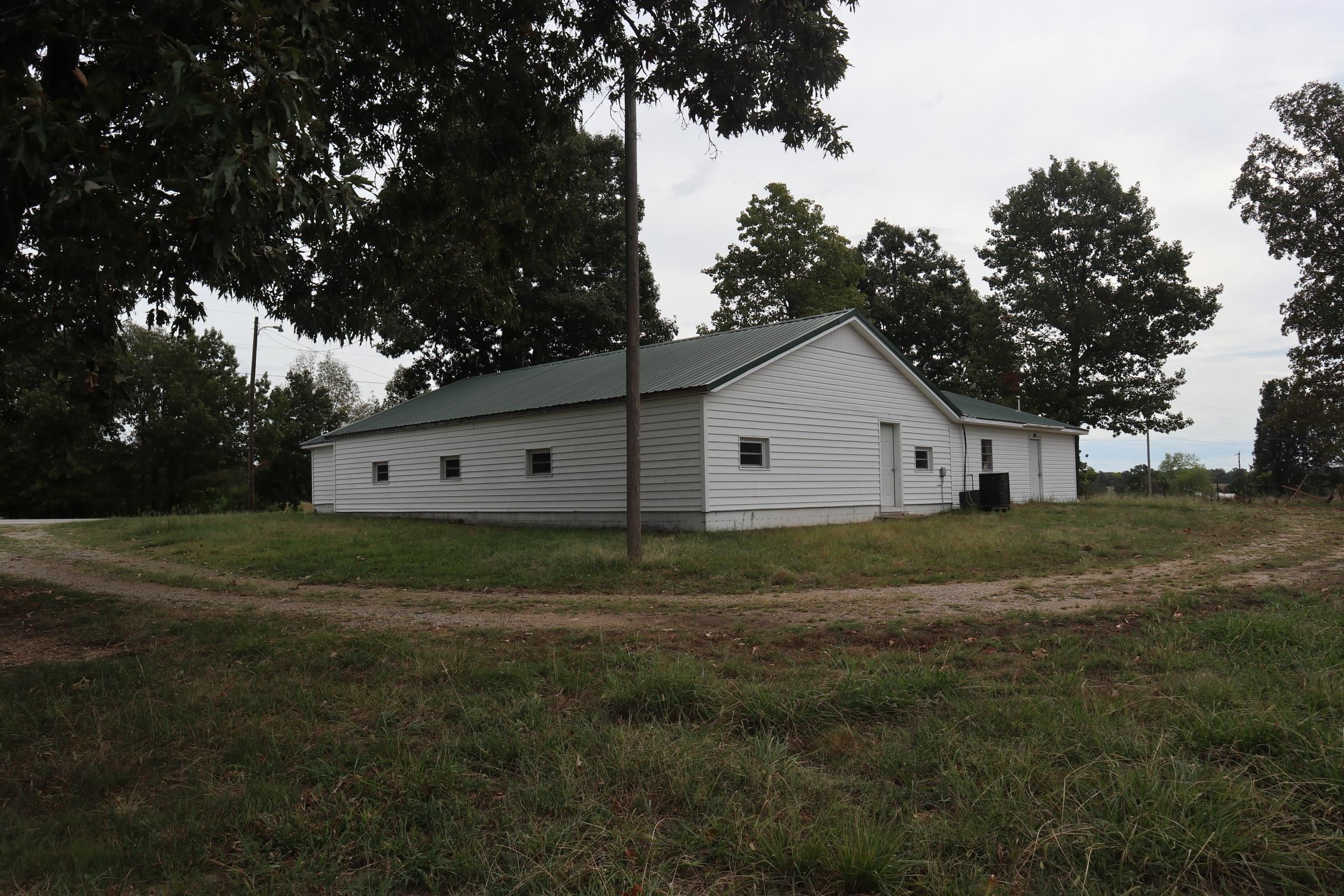4979 Hwy 62 E