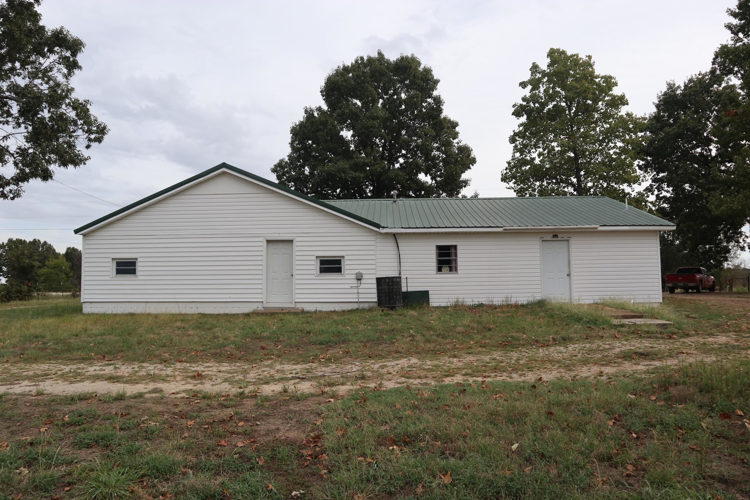 4979 Hwy 62 E