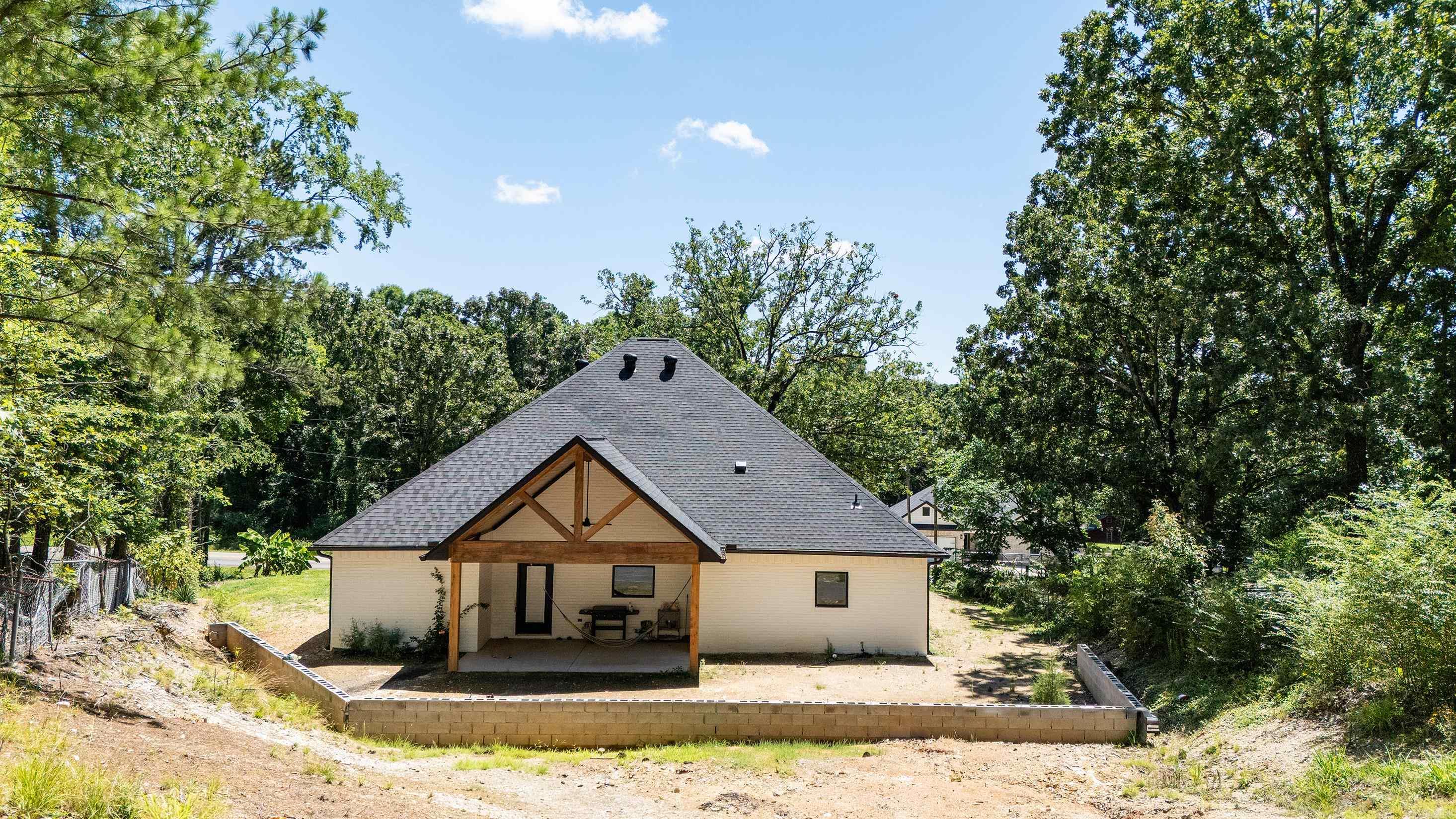 3011 Beauchamp road  Little Rock, AR