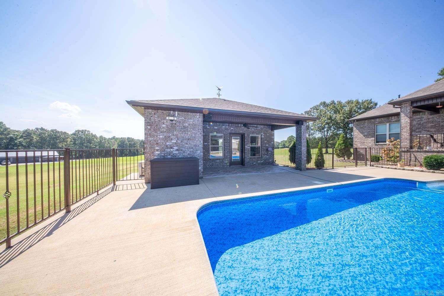 735 Possom Trot Road Melbourne, AR 72556
