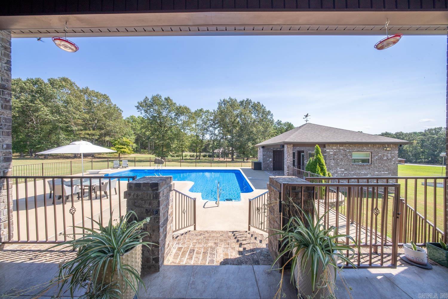 735 Possom Trot Road Melbourne, AR 72556