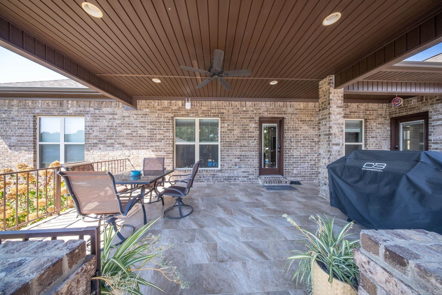 735 Possom Trot Road Melbourne, AR 72556