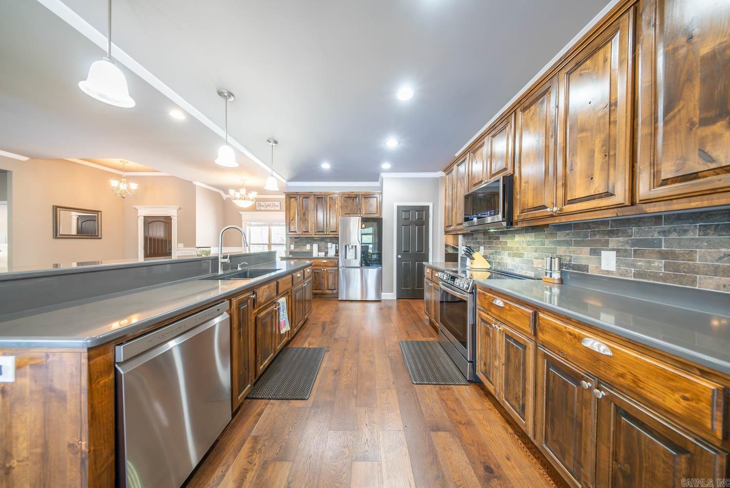 735 Possom Trot Road Melbourne, AR 72556