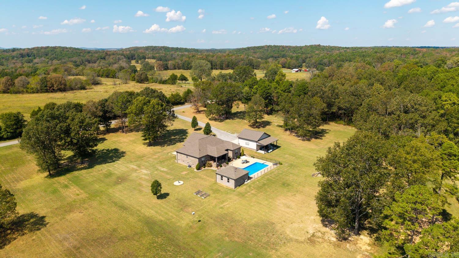 735 Possom Trot Road Melbourne, AR 72556