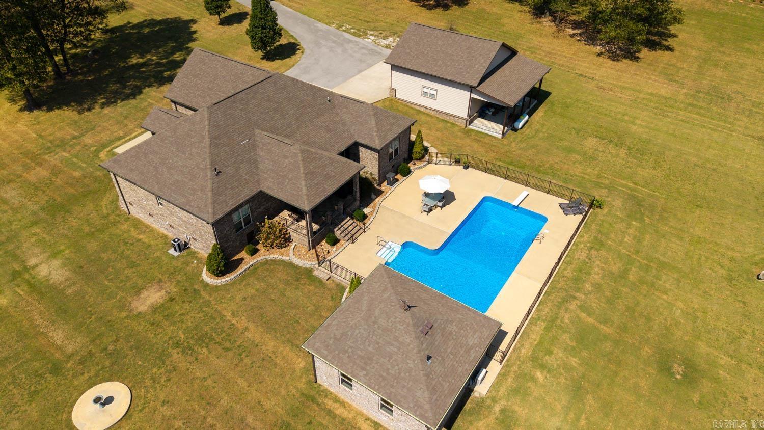 735 Possom Trot Road Melbourne, AR 72556
