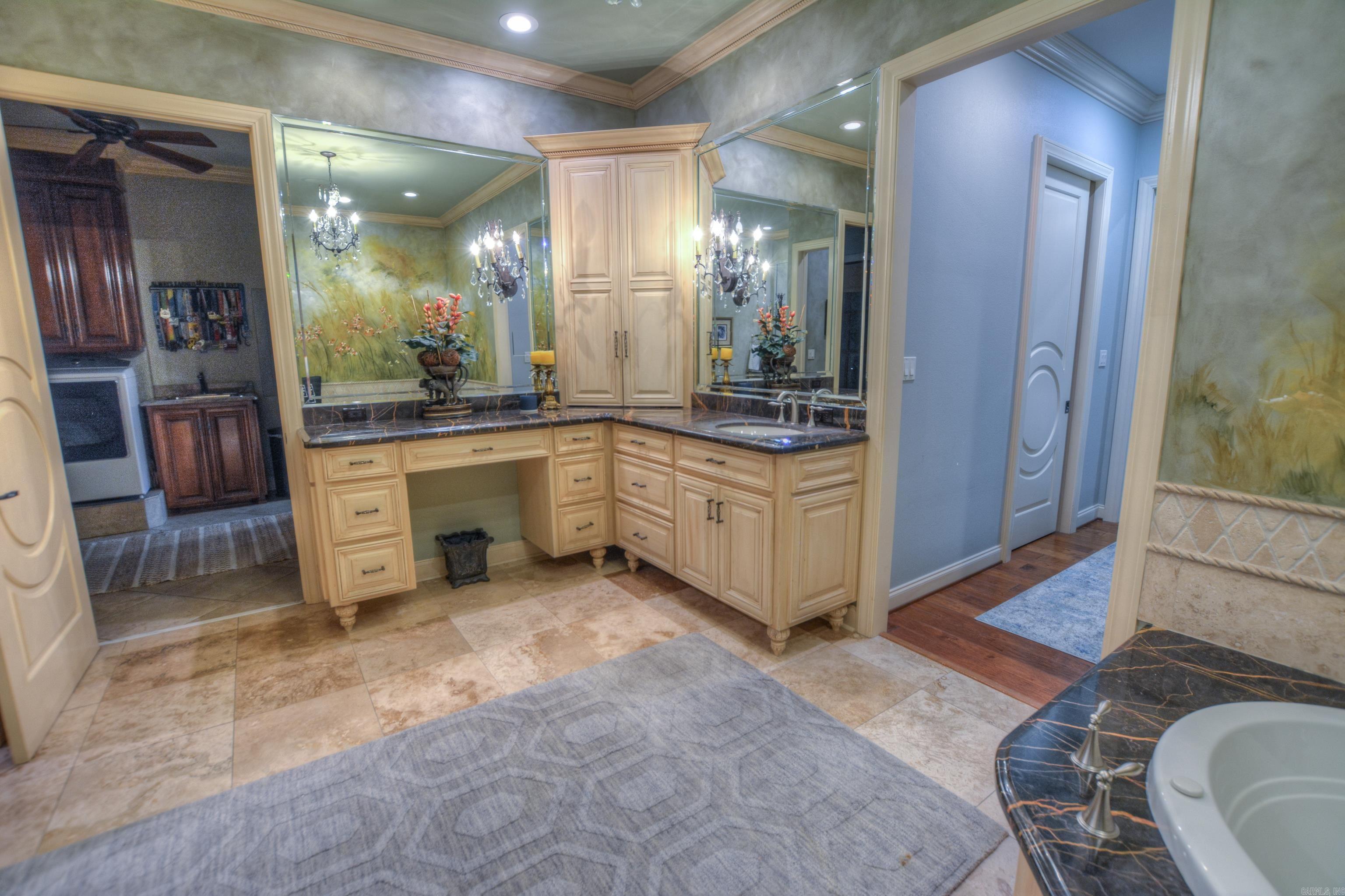348 Kaufman Road Hot Springs, AR 71913