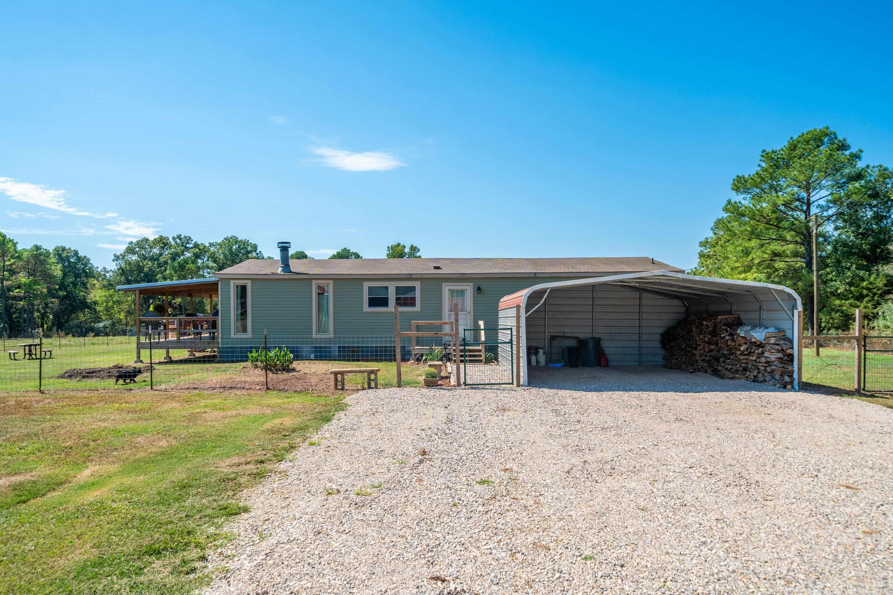 195  Creek  Bismarck, AR