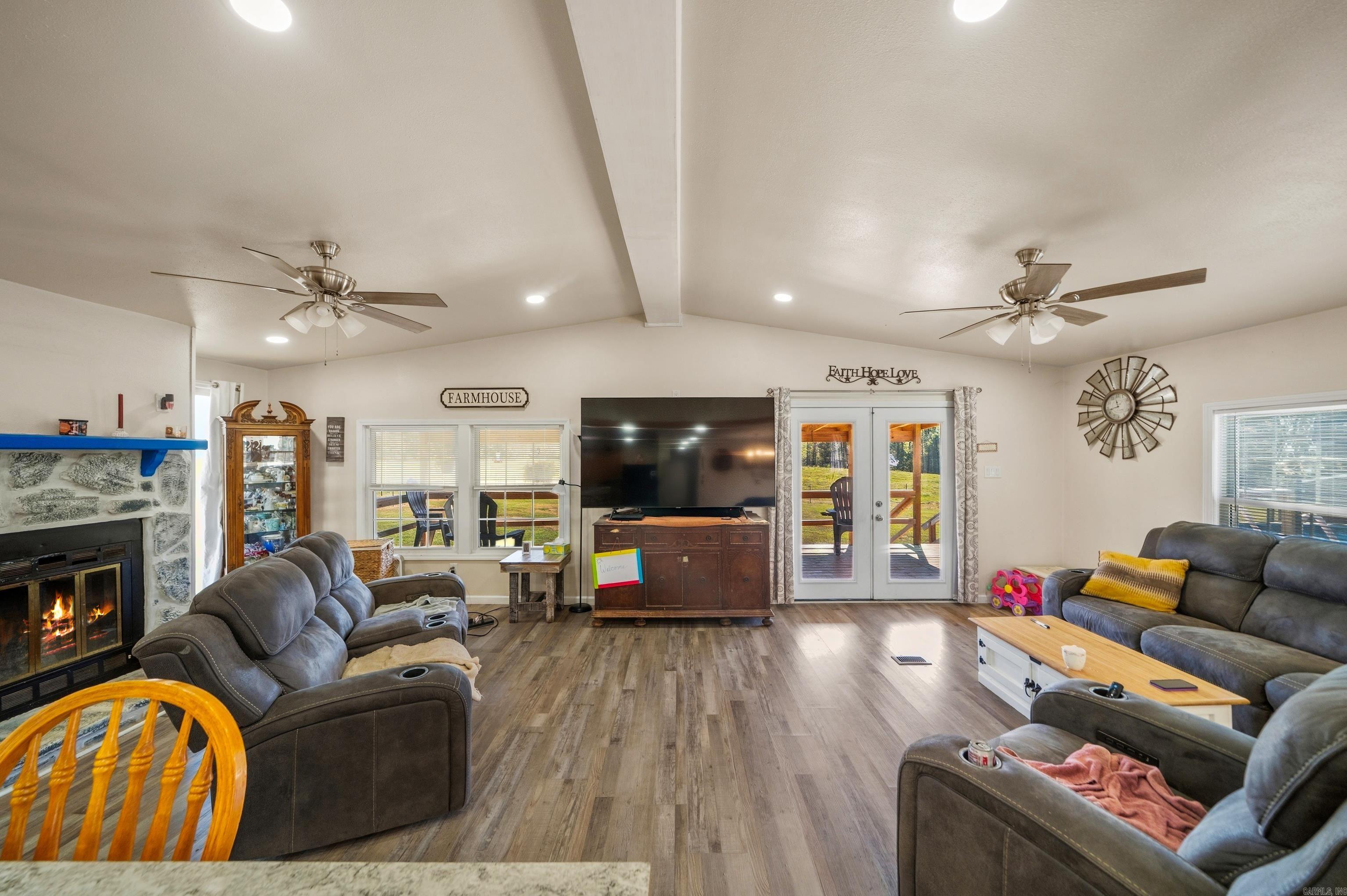195 Creek  Bismarck, AR