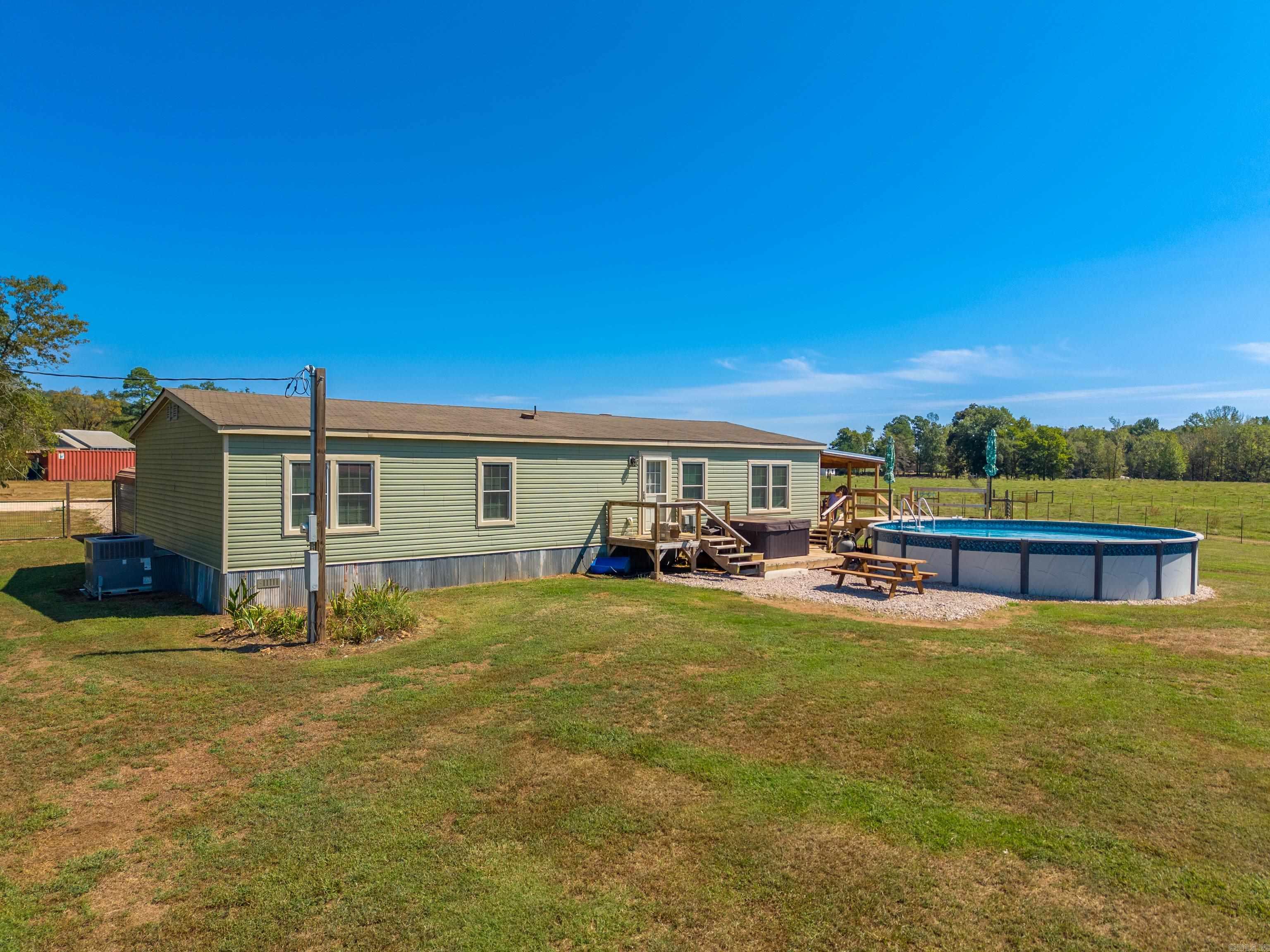 195 Creek  Bismarck, AR