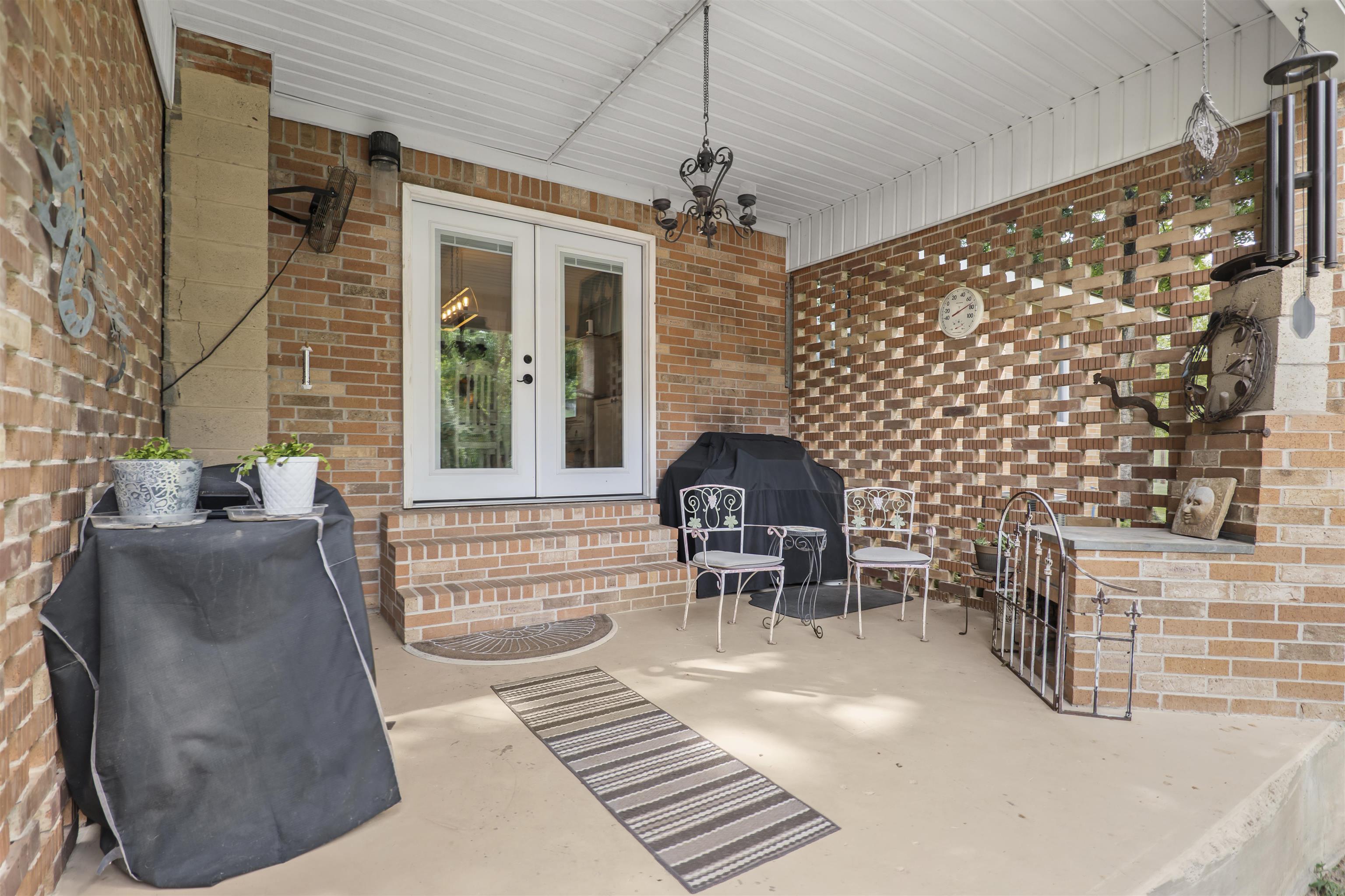 215 W Main  Evening Shade, AR