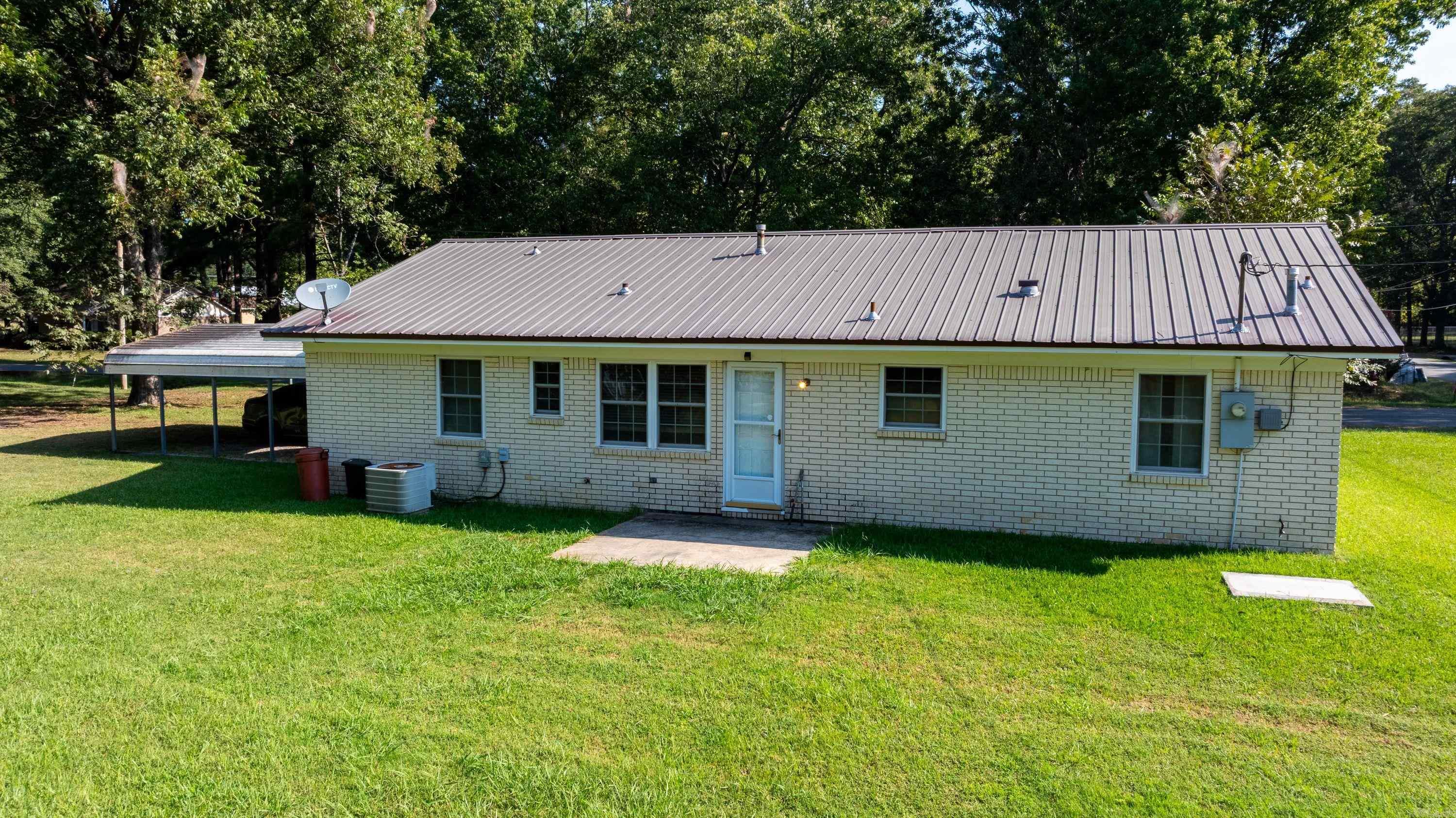 402 W Barnett  Kensett, AR