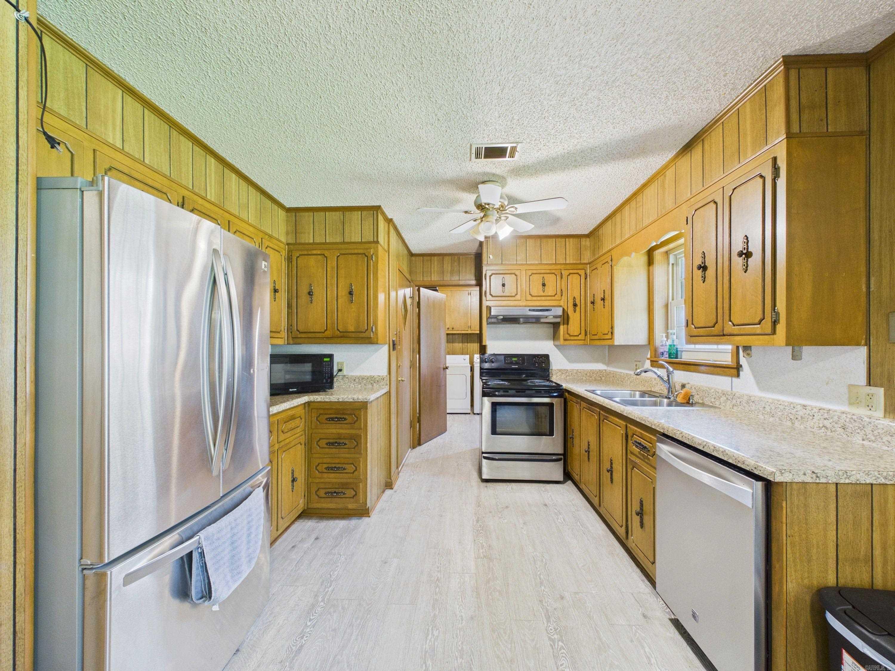 402 W Barnett  Kensett, AR