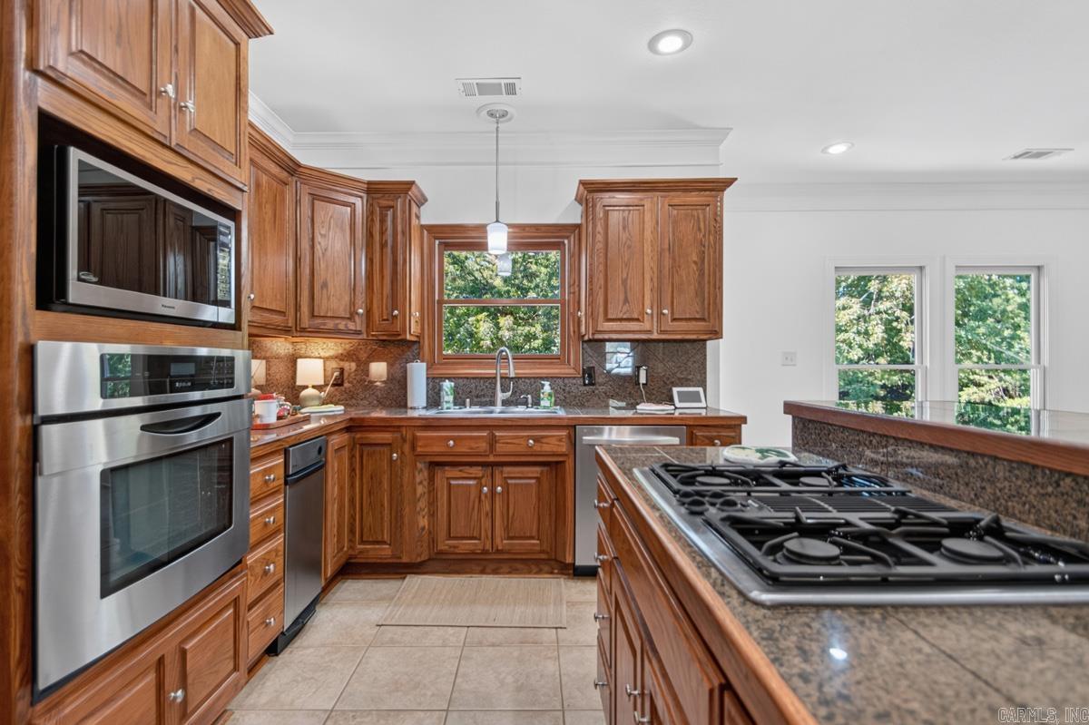 20 Latour Little Rock, AR 72223