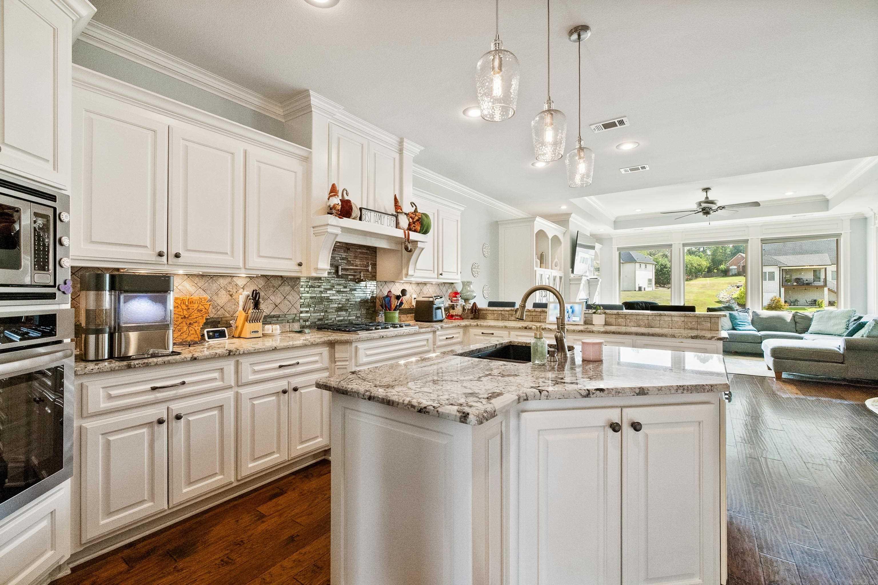 7304 Palm Beach Avenue Benton, AR 72019