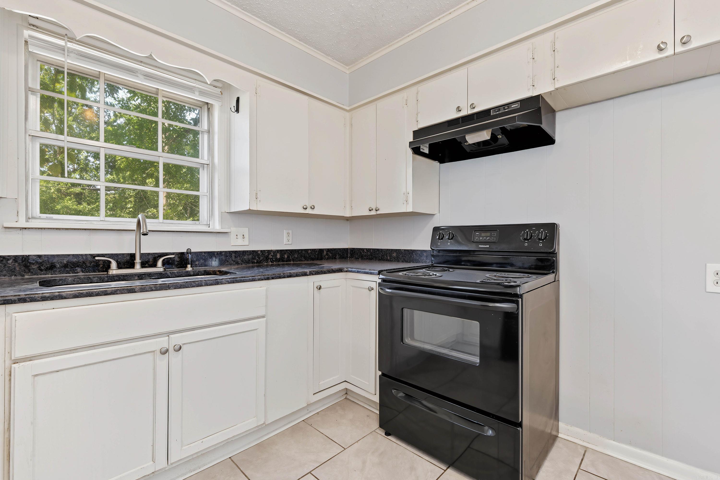 2011 Broken Arrow Dr.  North Little Rock, AR