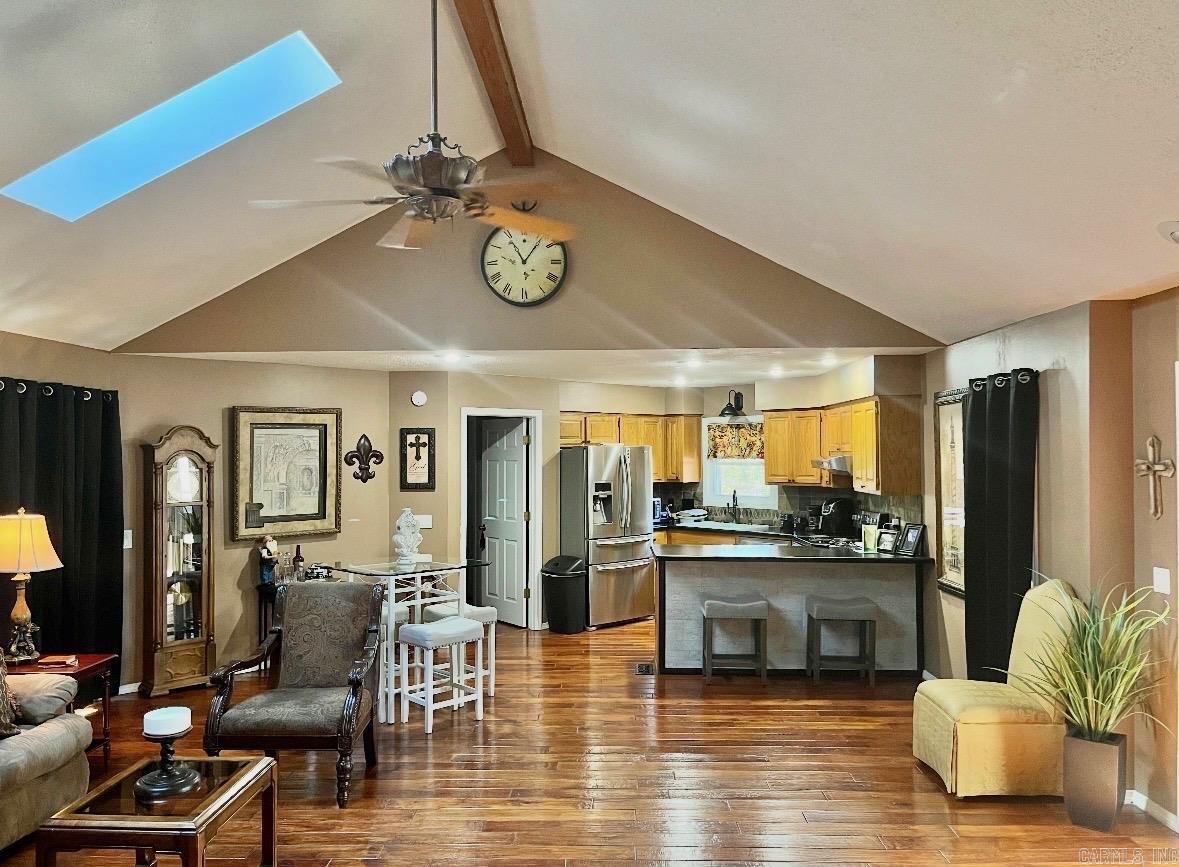 Gorgeous vaulted ceiling