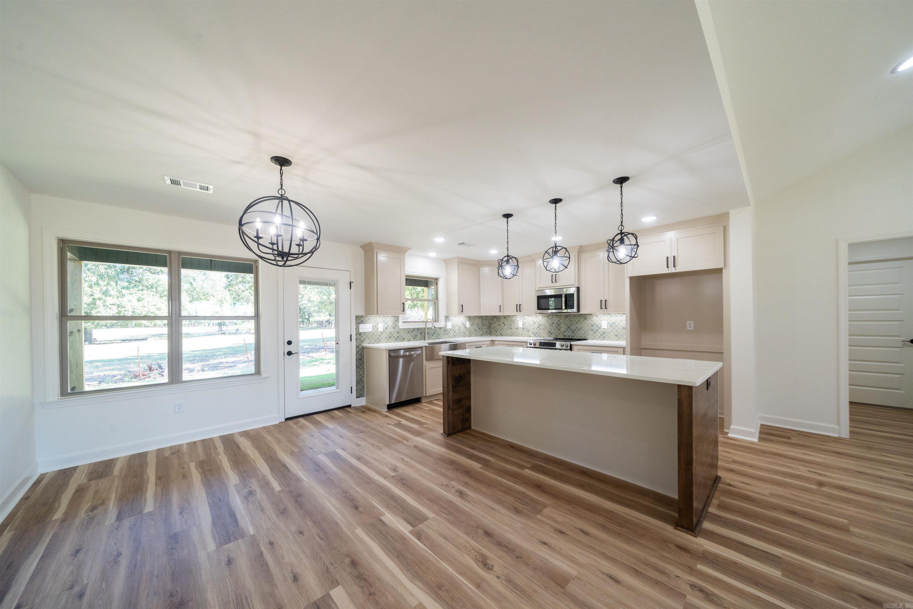 310 Millie Court Austin, AR 72007
