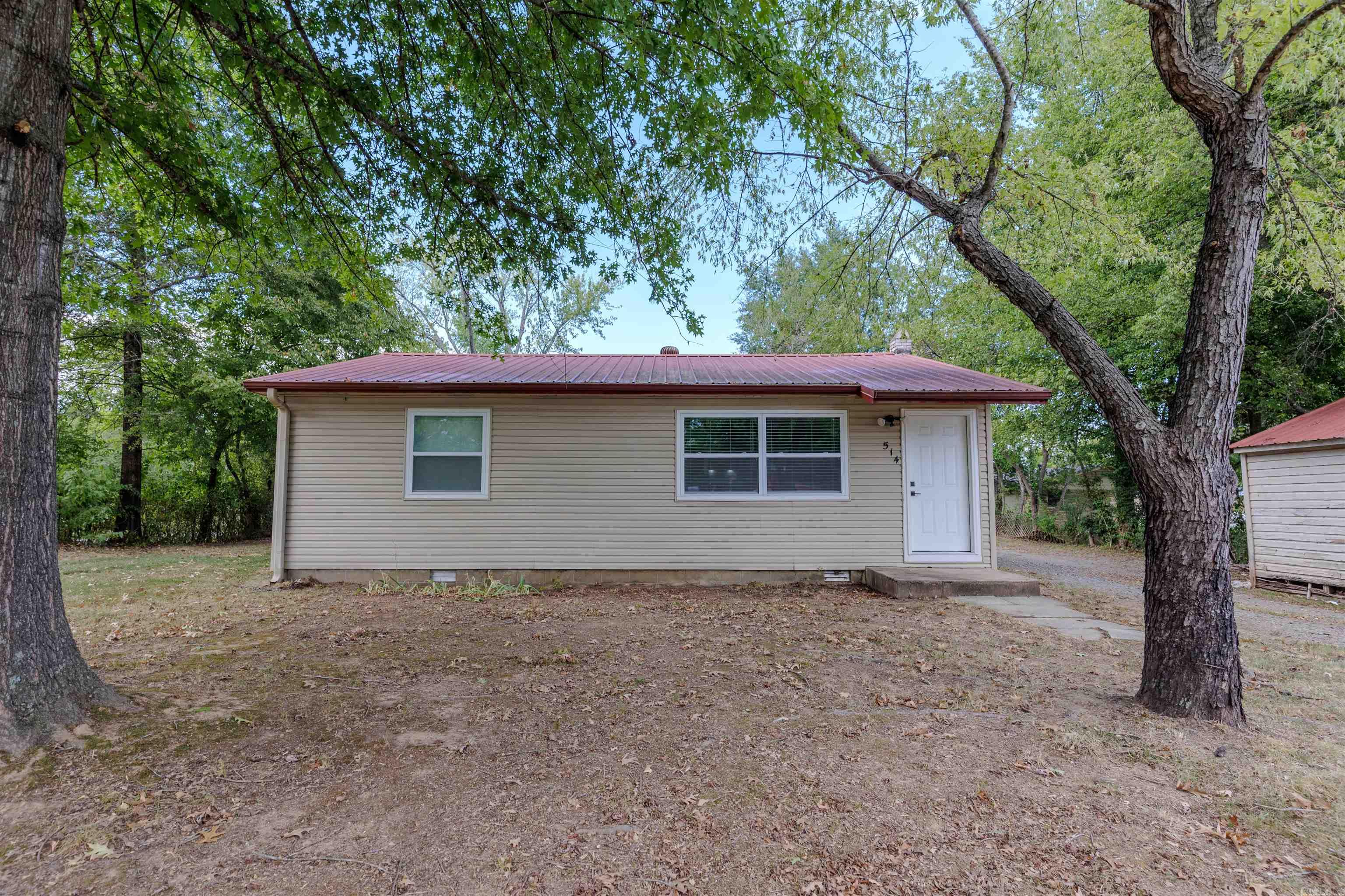 514 A Street — exterior