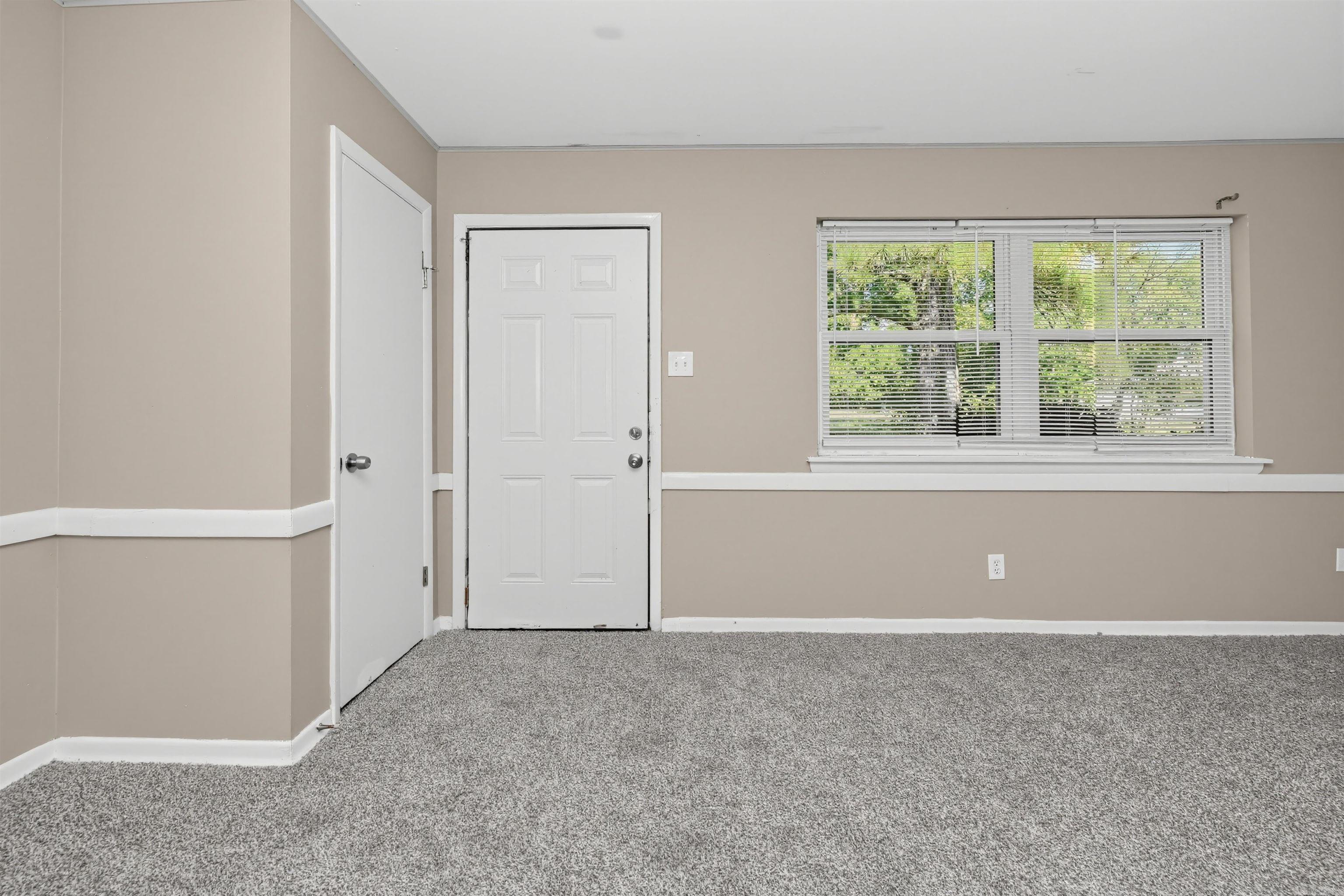 6217 Shady Brook Drive — photo 3
