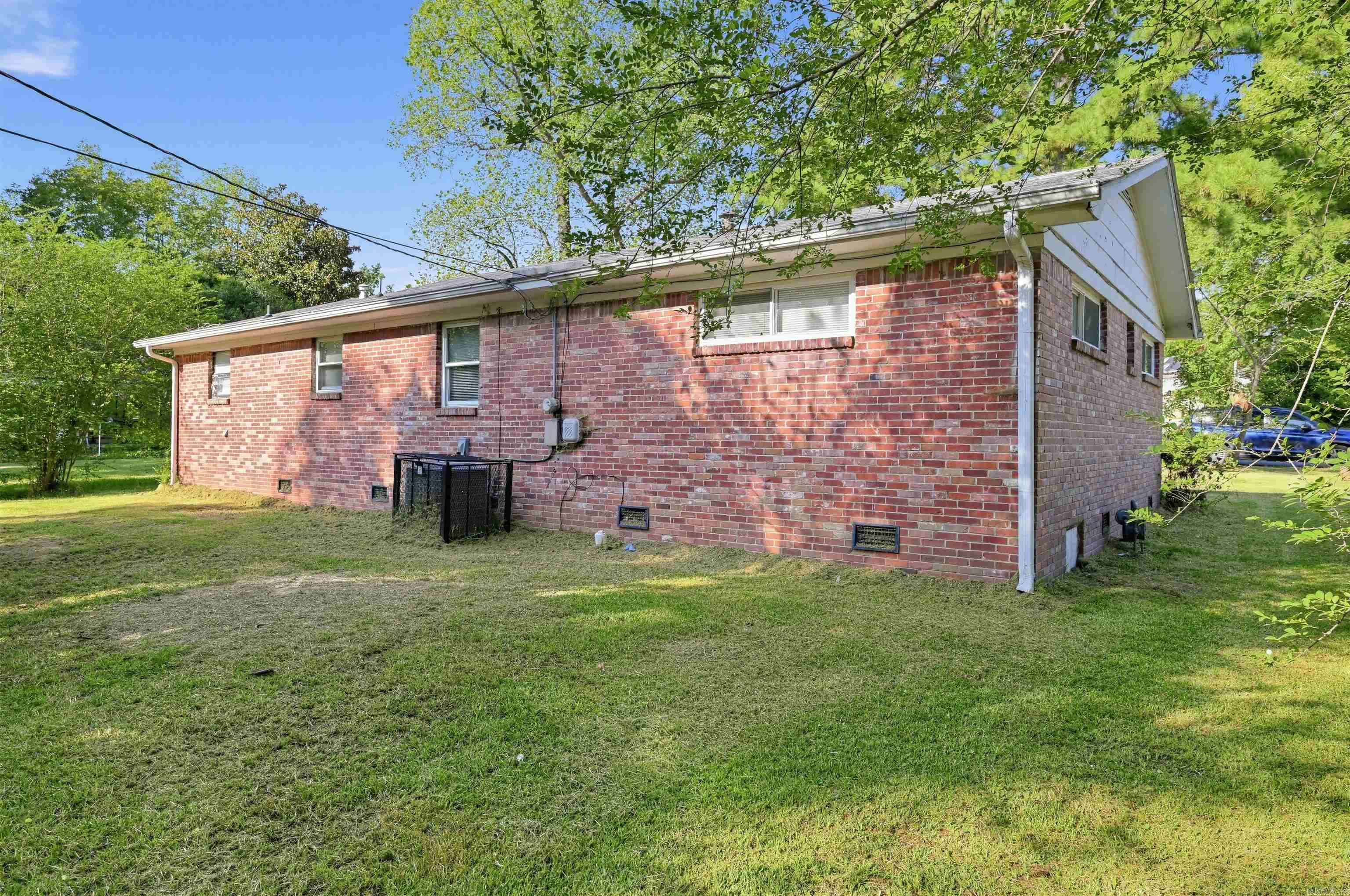 6217 Shady Brook  Little Rock, AR