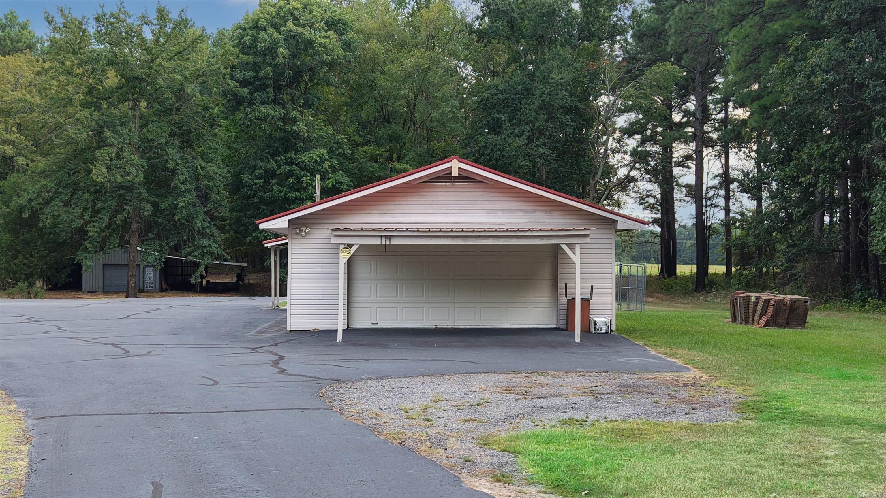 11028 Lee Springs Road  Pine Bluff, AR