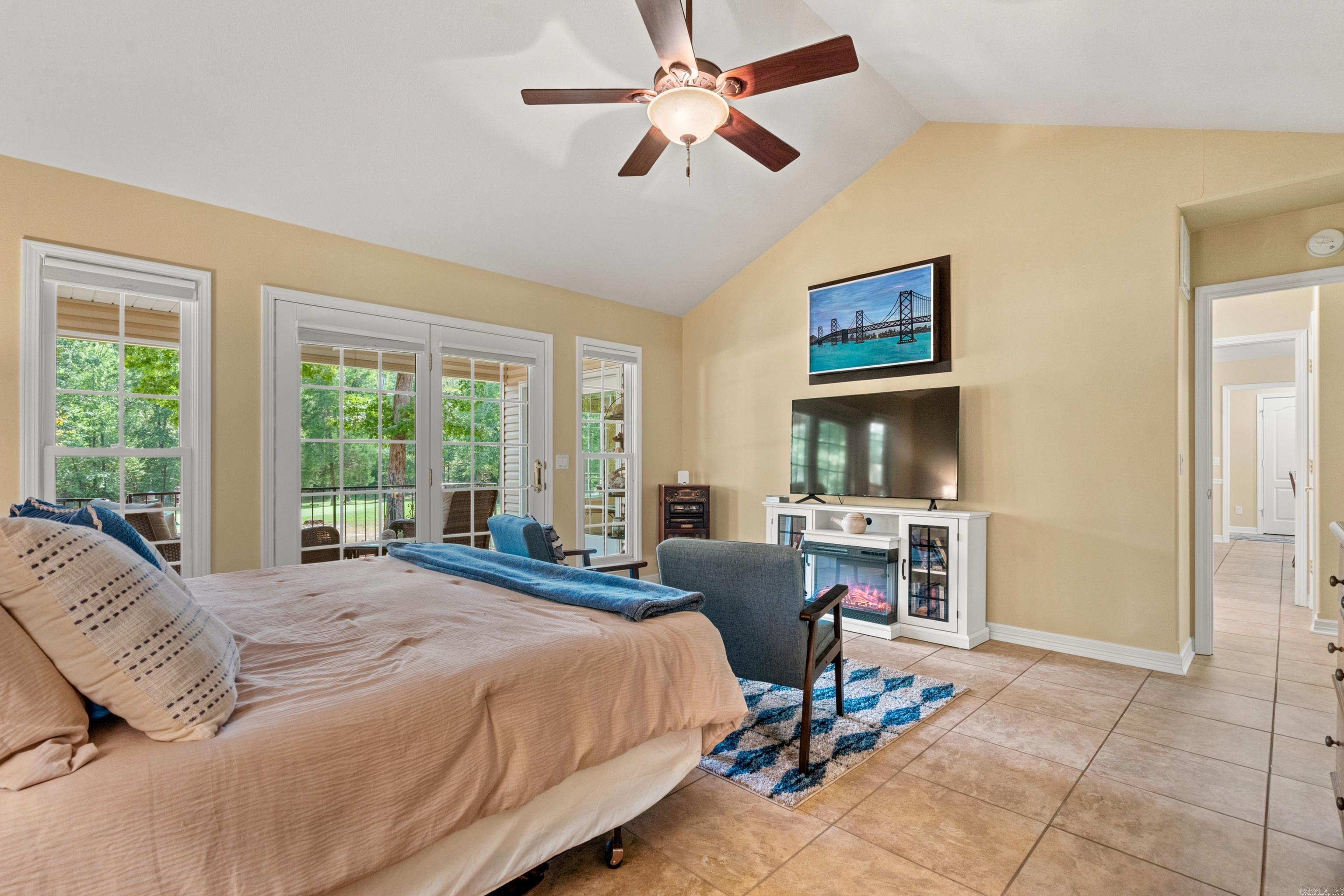 20 Hendaye  Hot Springs Village, AR