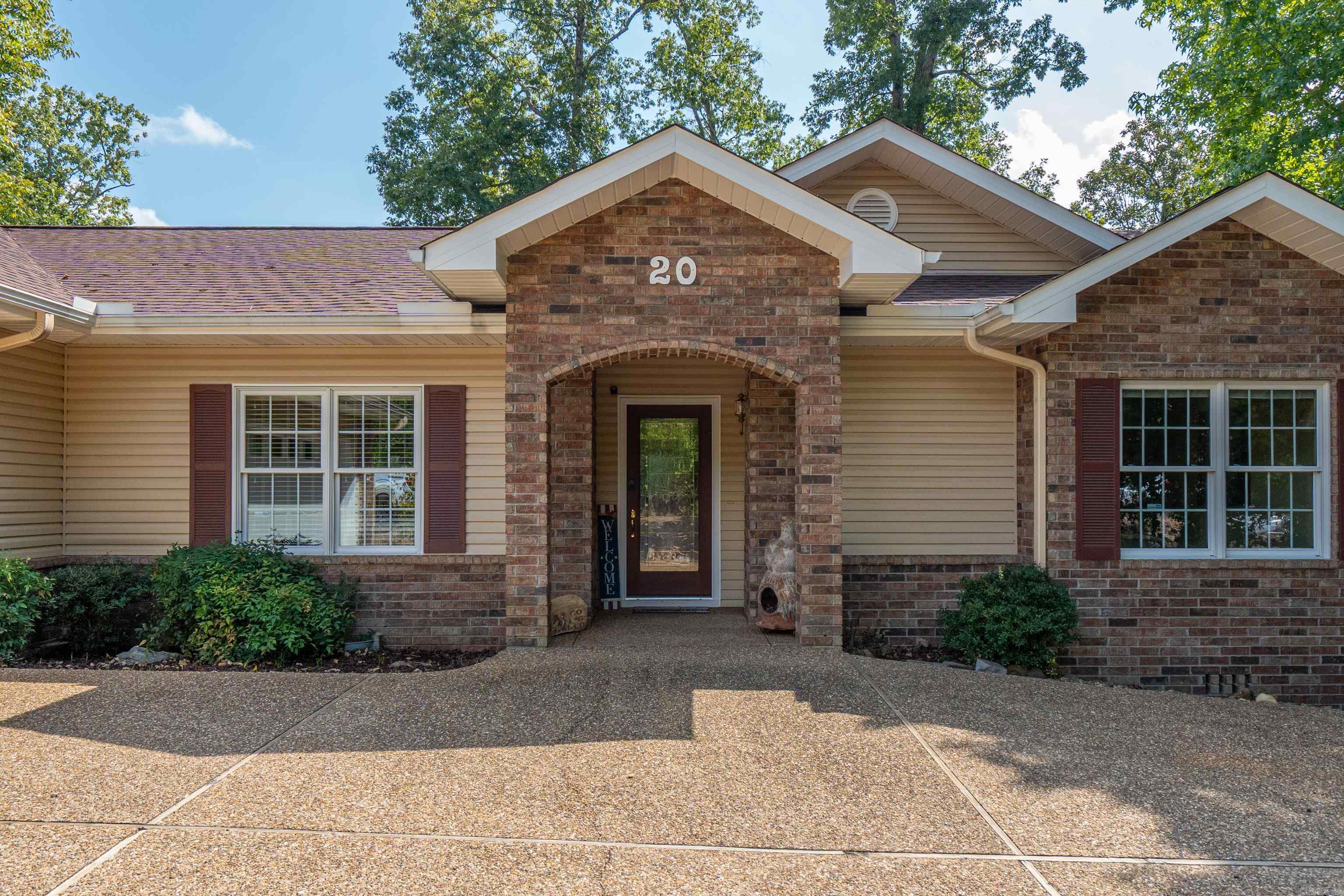 20 Hendaye  Hot Springs Village, AR