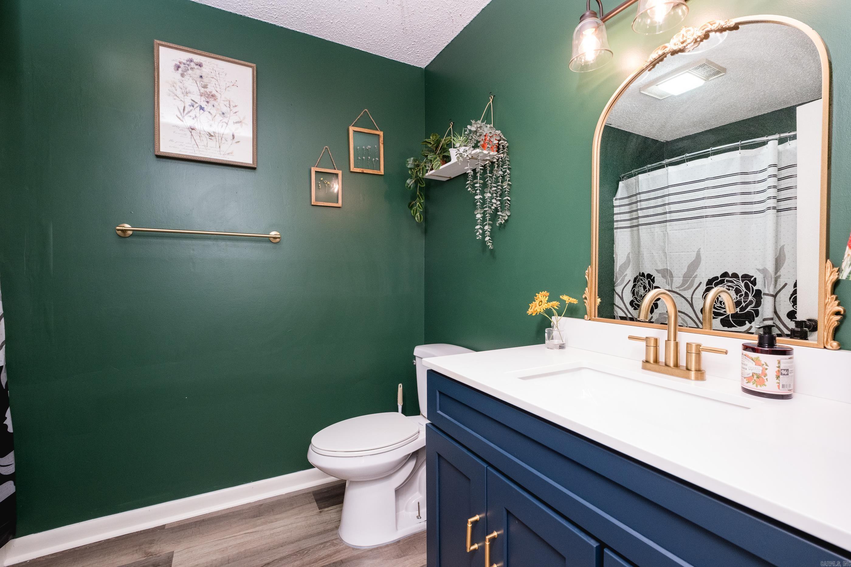 315 Oaklawn Circle — photo 4