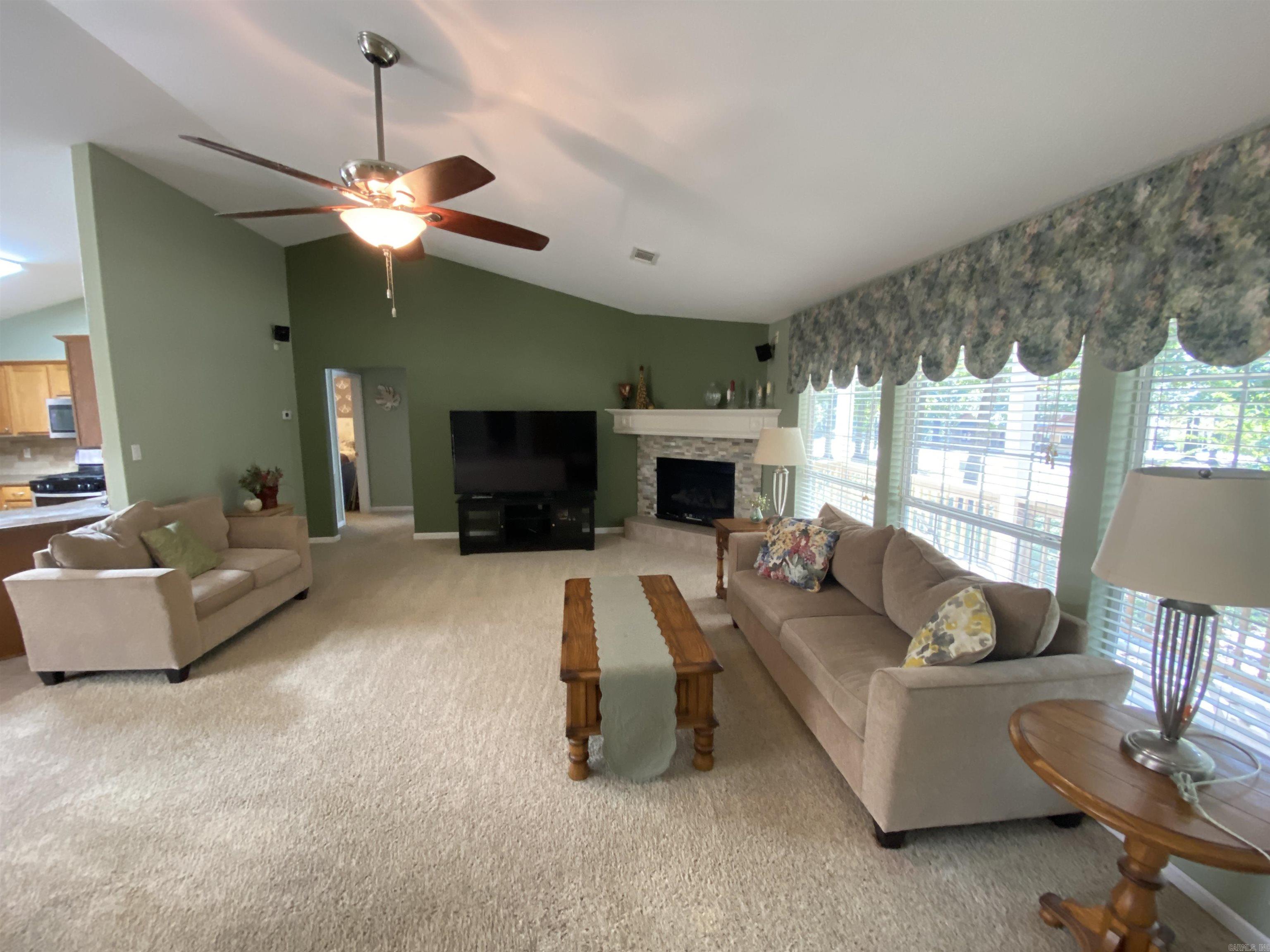 138 Summer Oaks  Bismarck, AR