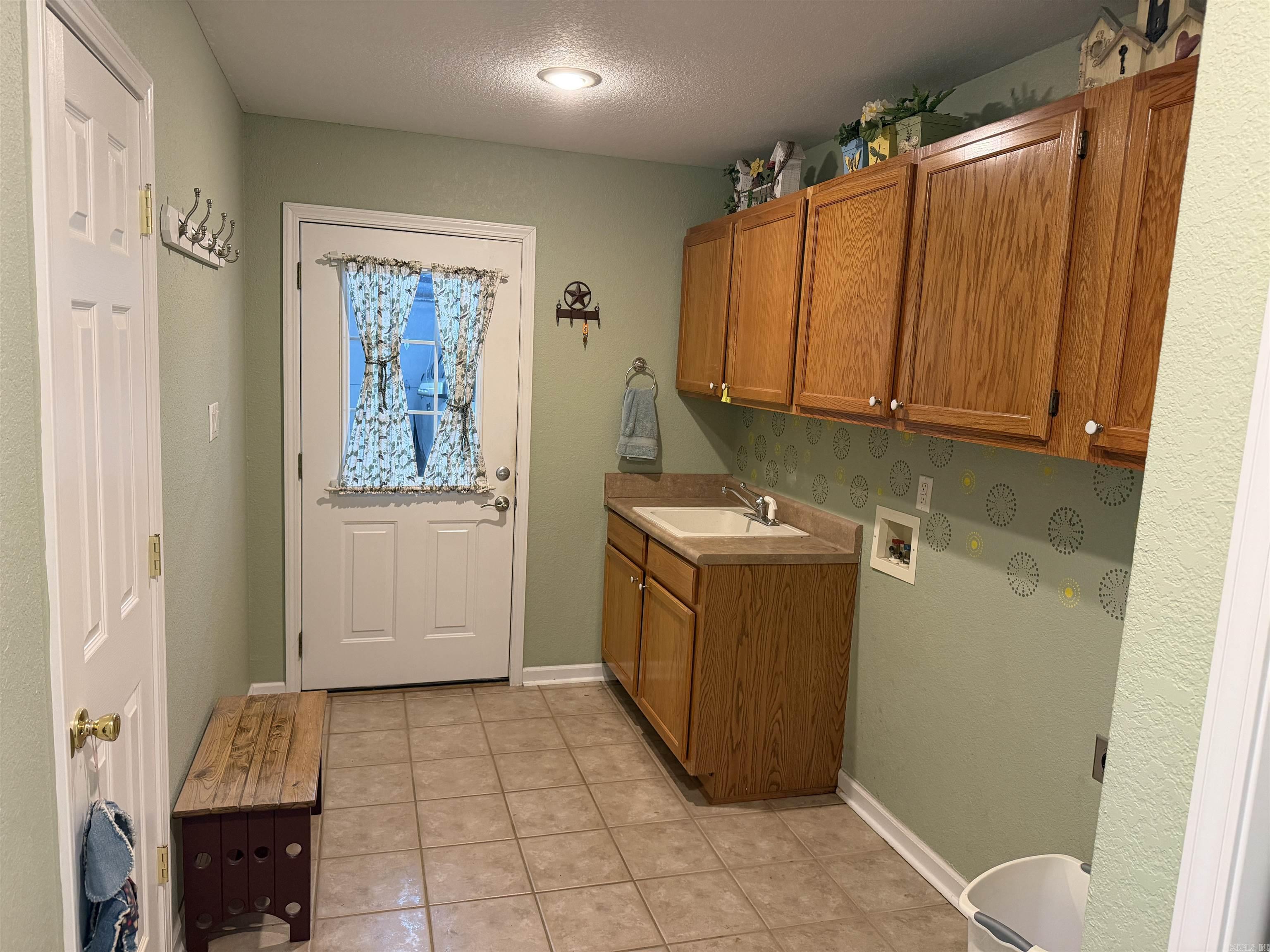 138 Summer Oaks  Bismarck, AR
