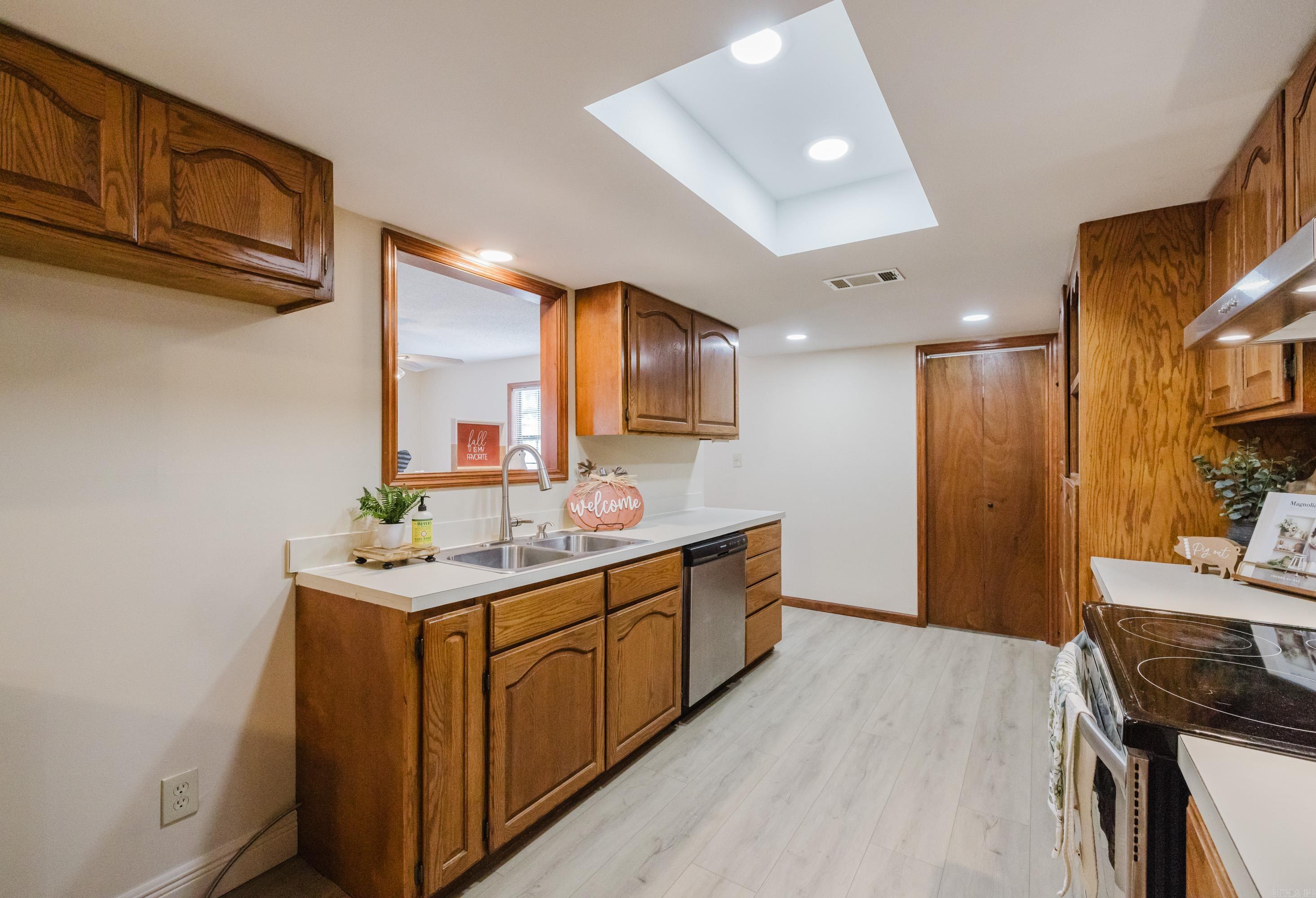 8052 Cindy  Benton, AR