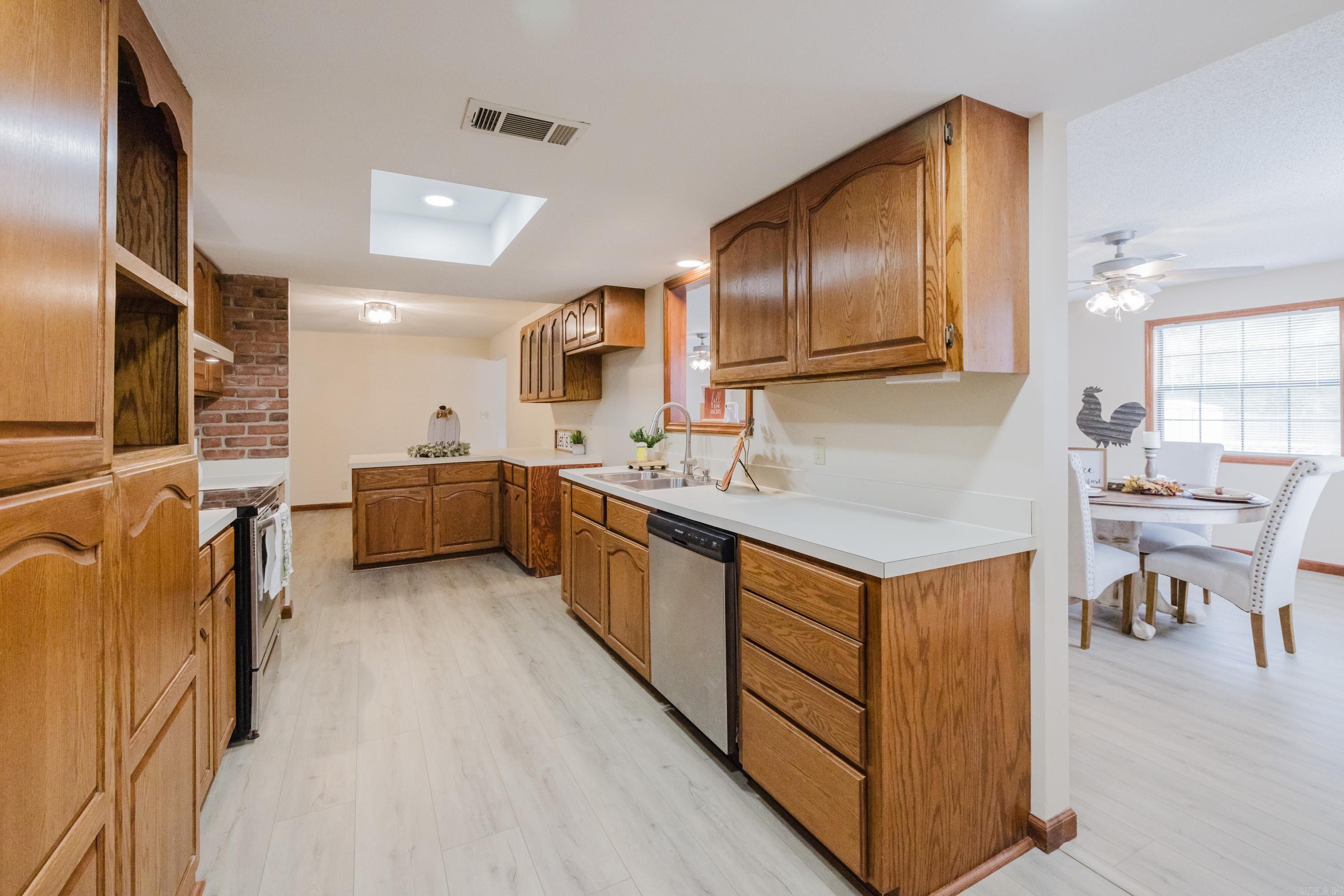 8052 Cindy  Benton, AR