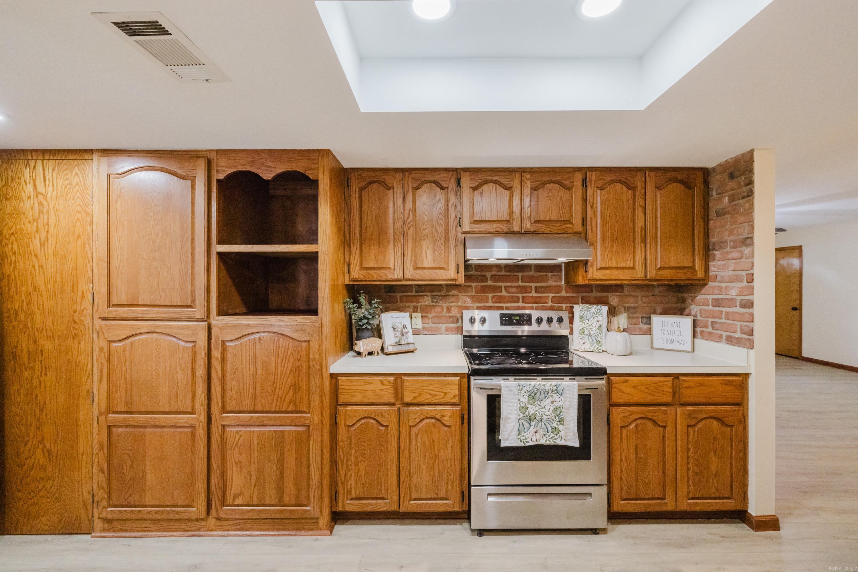 8052 Cindy  Benton, AR