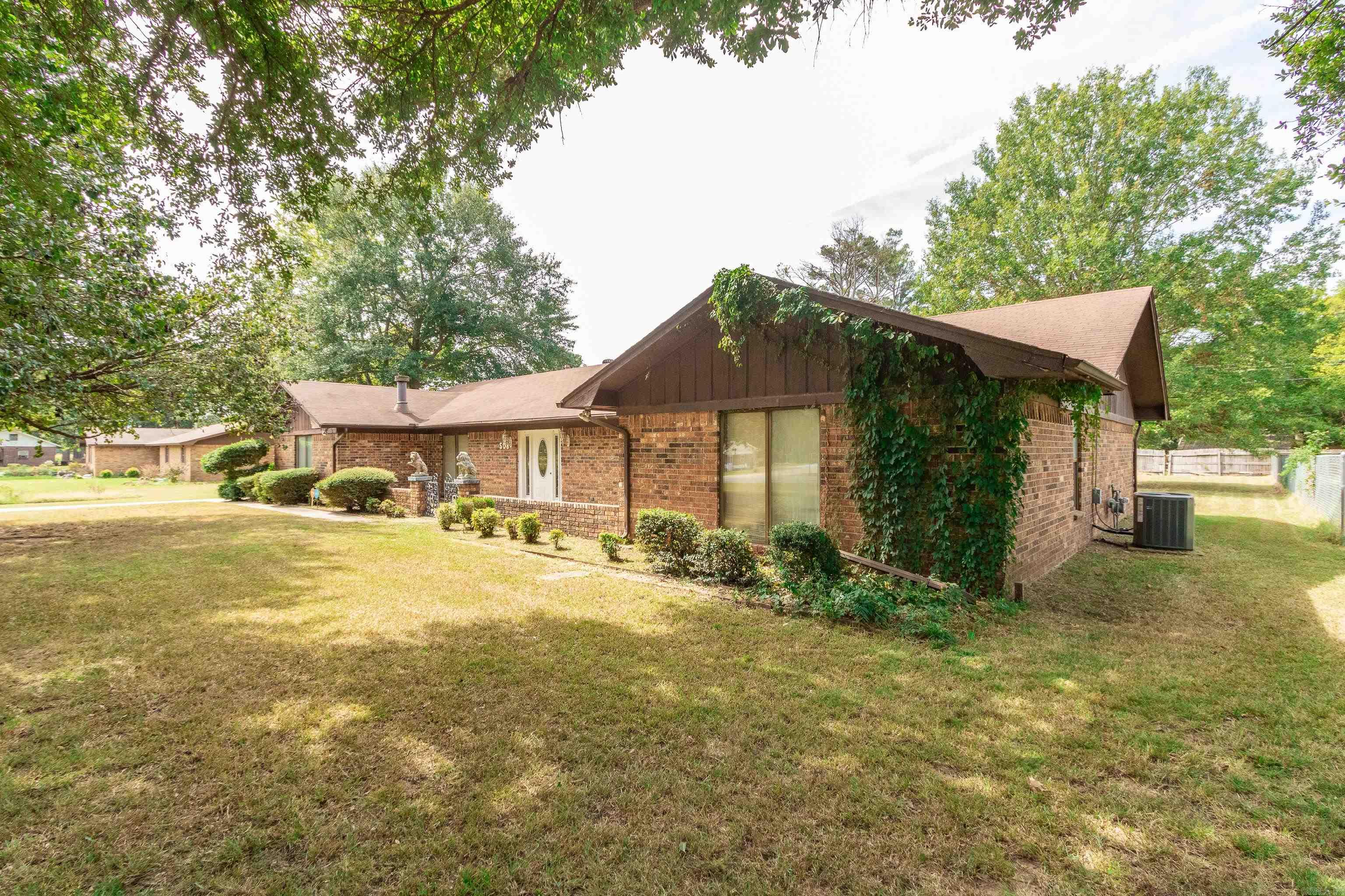 508 Springhill  Pine Bluff, AR