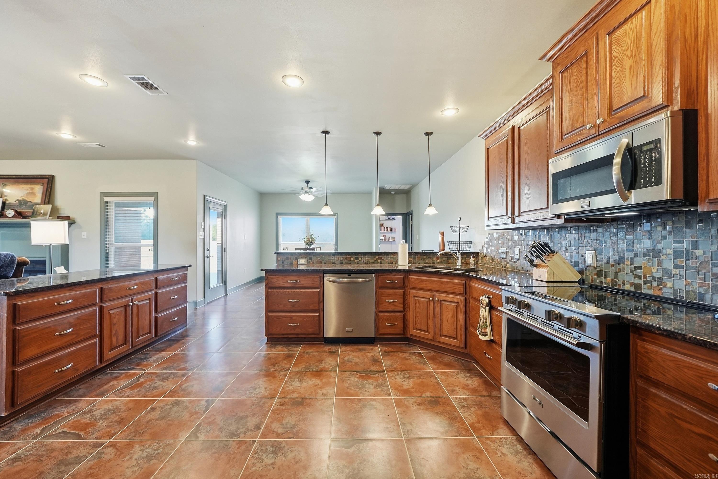 7 S Charles Road Vilonia, AR 72173