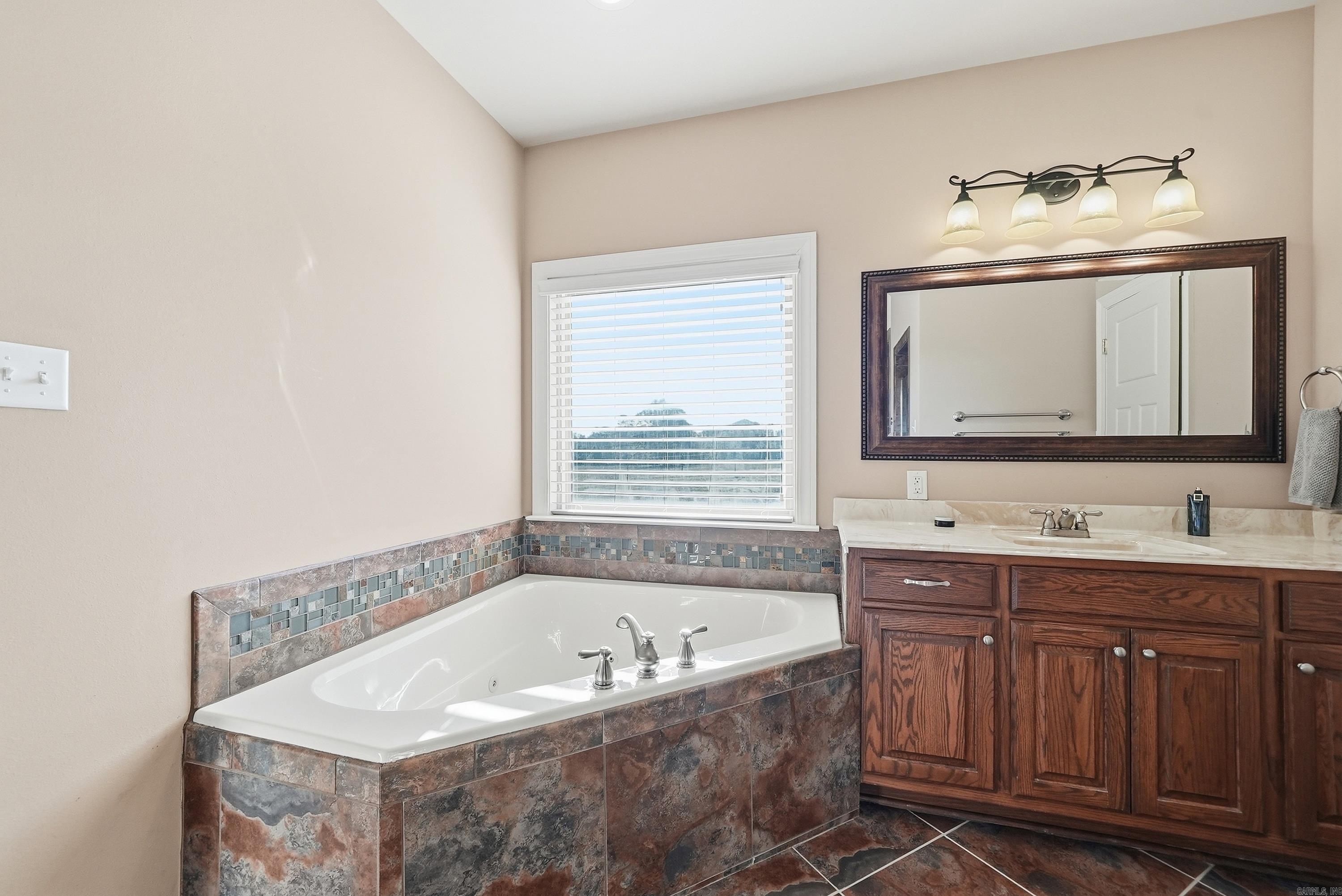 7 S Charles Road Vilonia, AR 72173