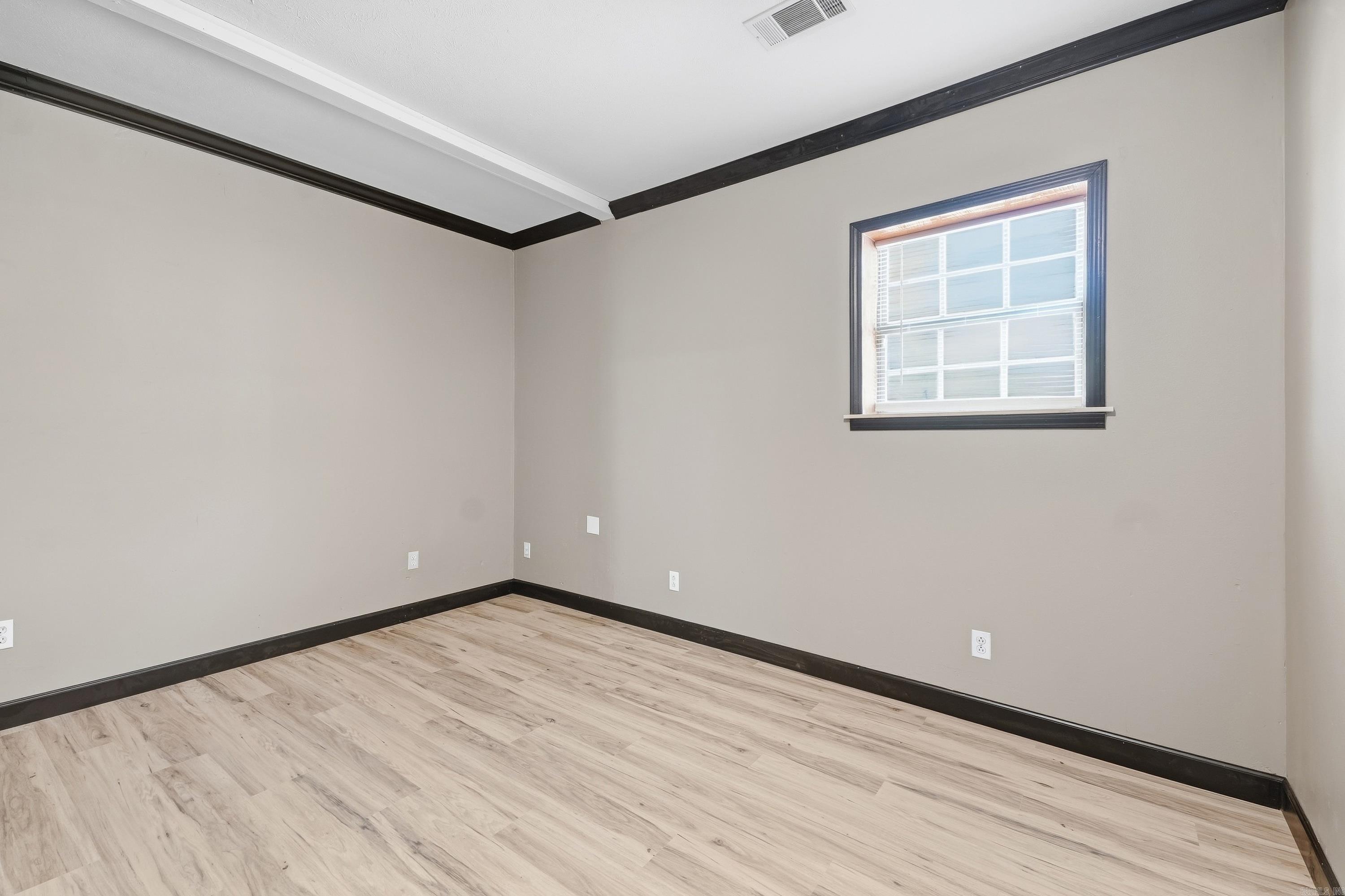 206 W Sugarloaf  Heber Springs, AR