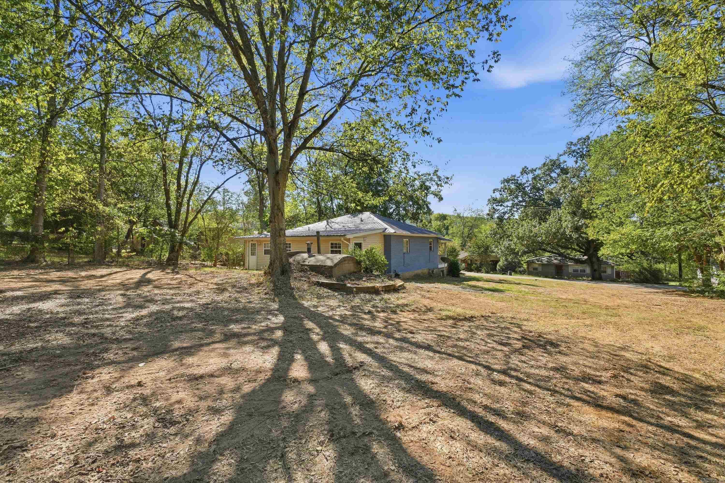 206 W Sugarloaf  Heber Springs, AR